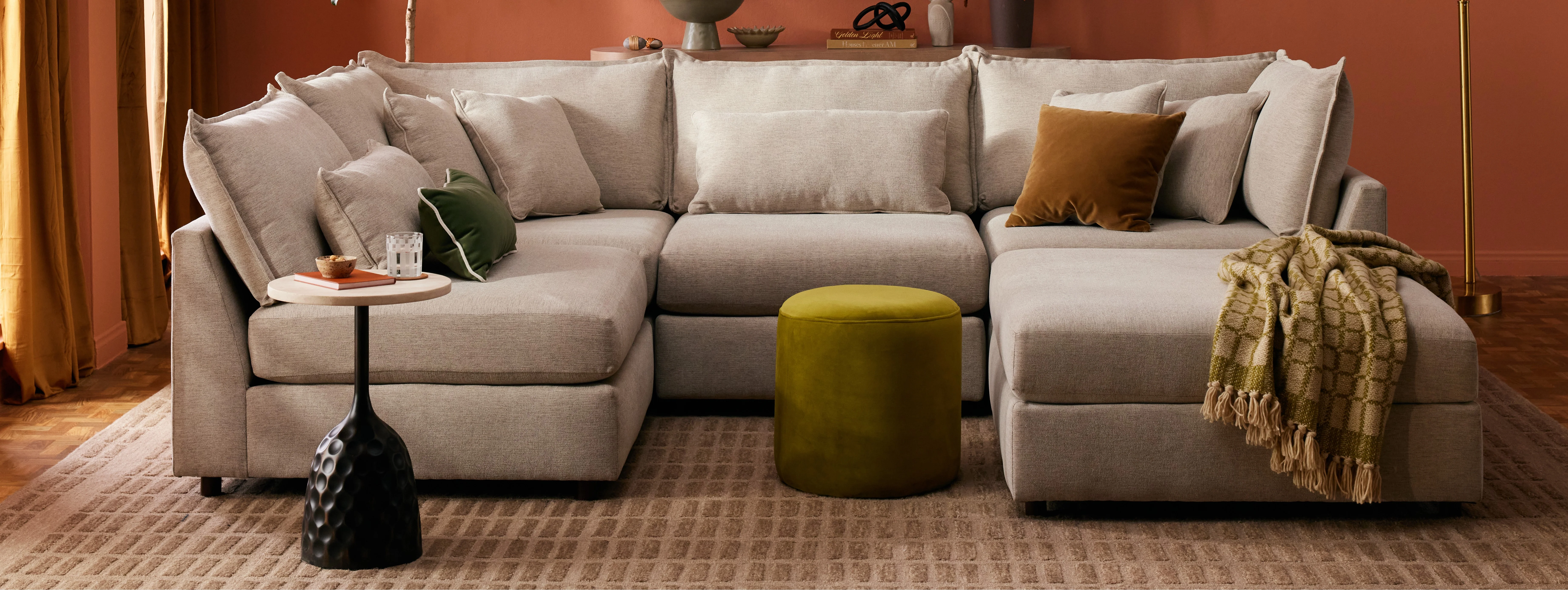 Tanner 5-Piece U-Sofa Bumper Sectional - Image 2