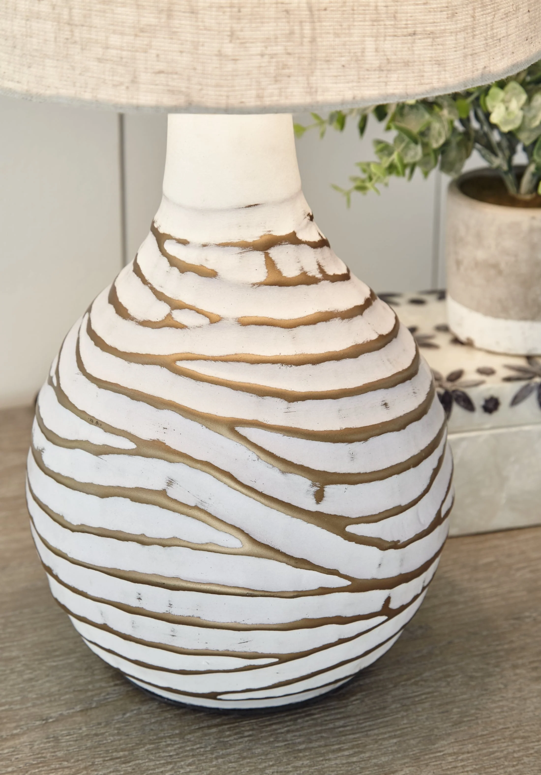 Aleela Table Lamp - Image 2