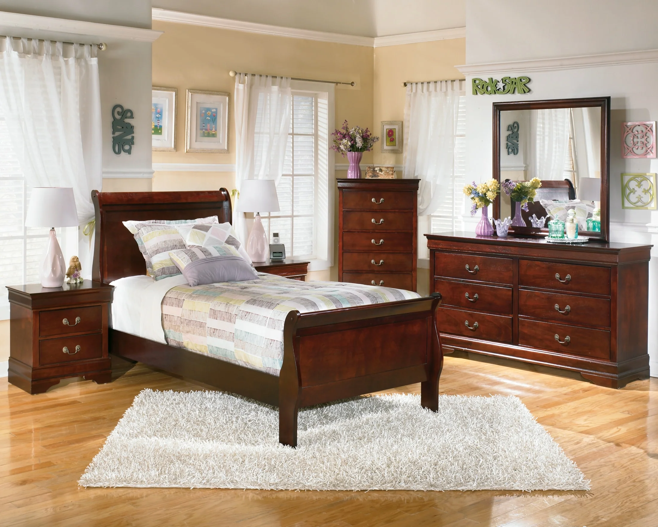 Alisdair Nightstand - Image 2