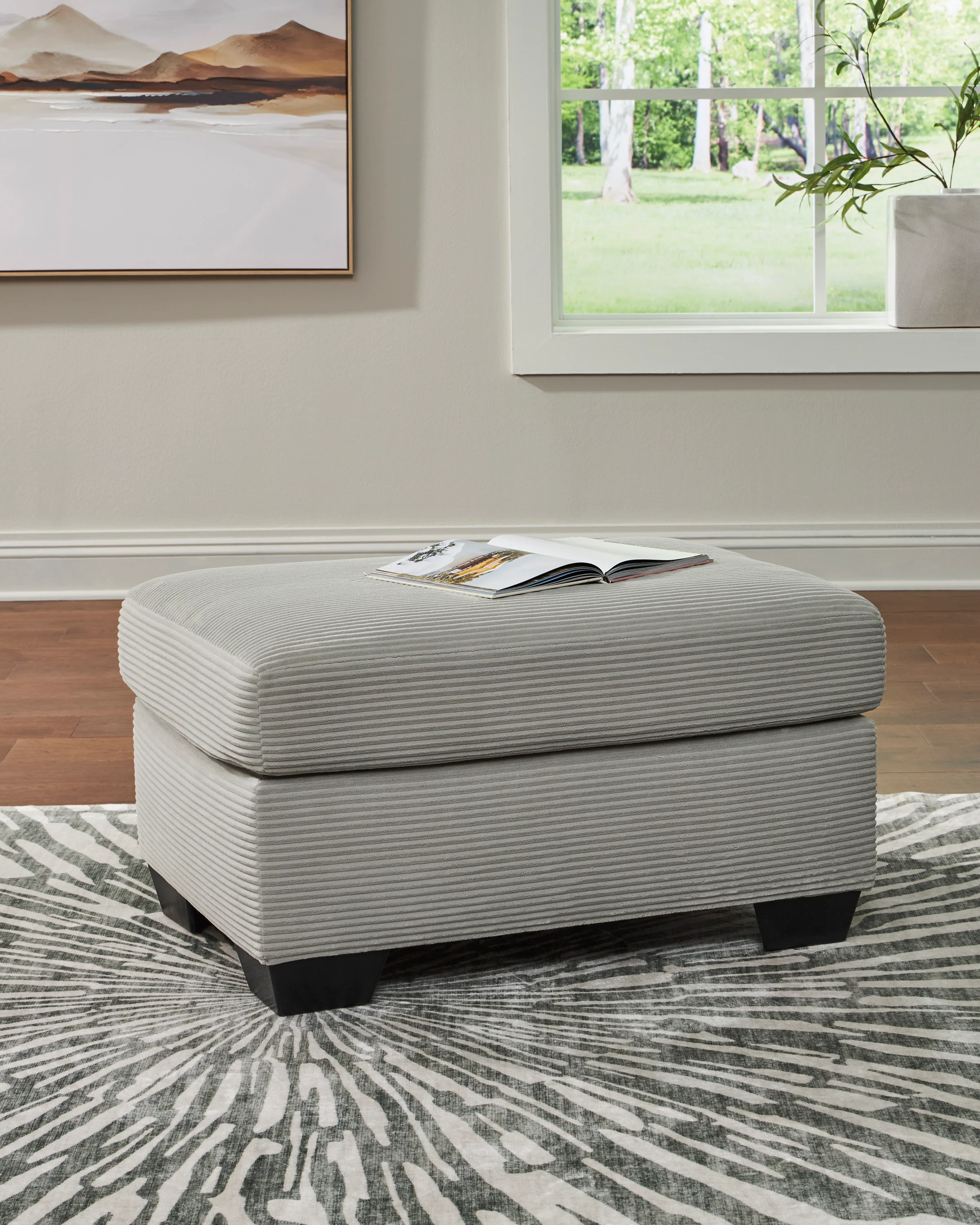 Amesley Ottoman - Image 2