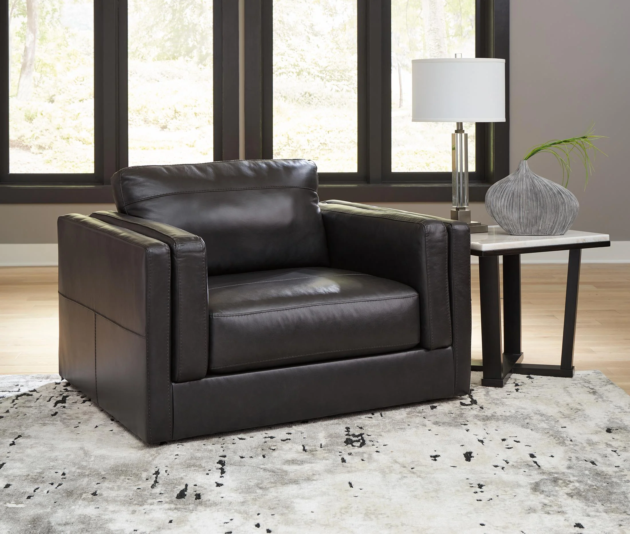 Amiata Oversized Chair - Image 3