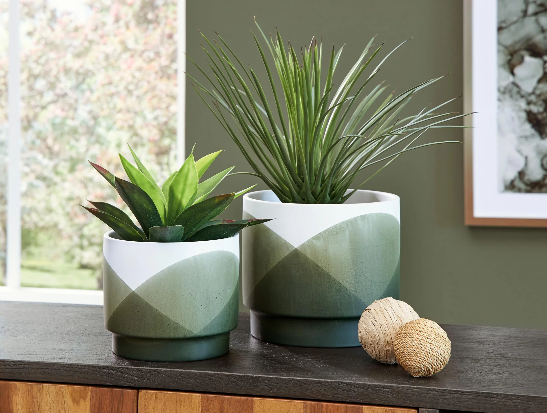 Ardenridge Planter (Set of 2) - Image 5