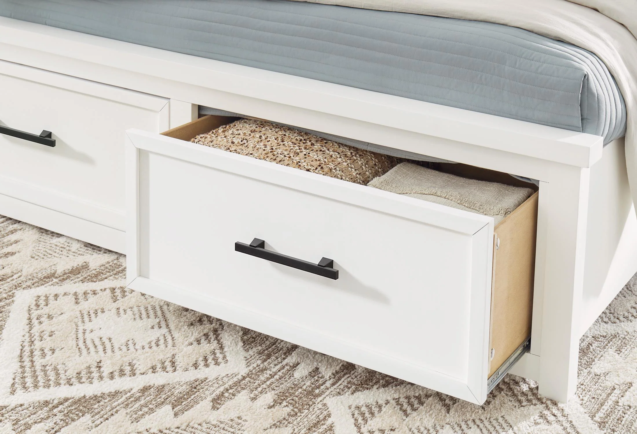 Ashbryn Panel Storage Bed - Image 4