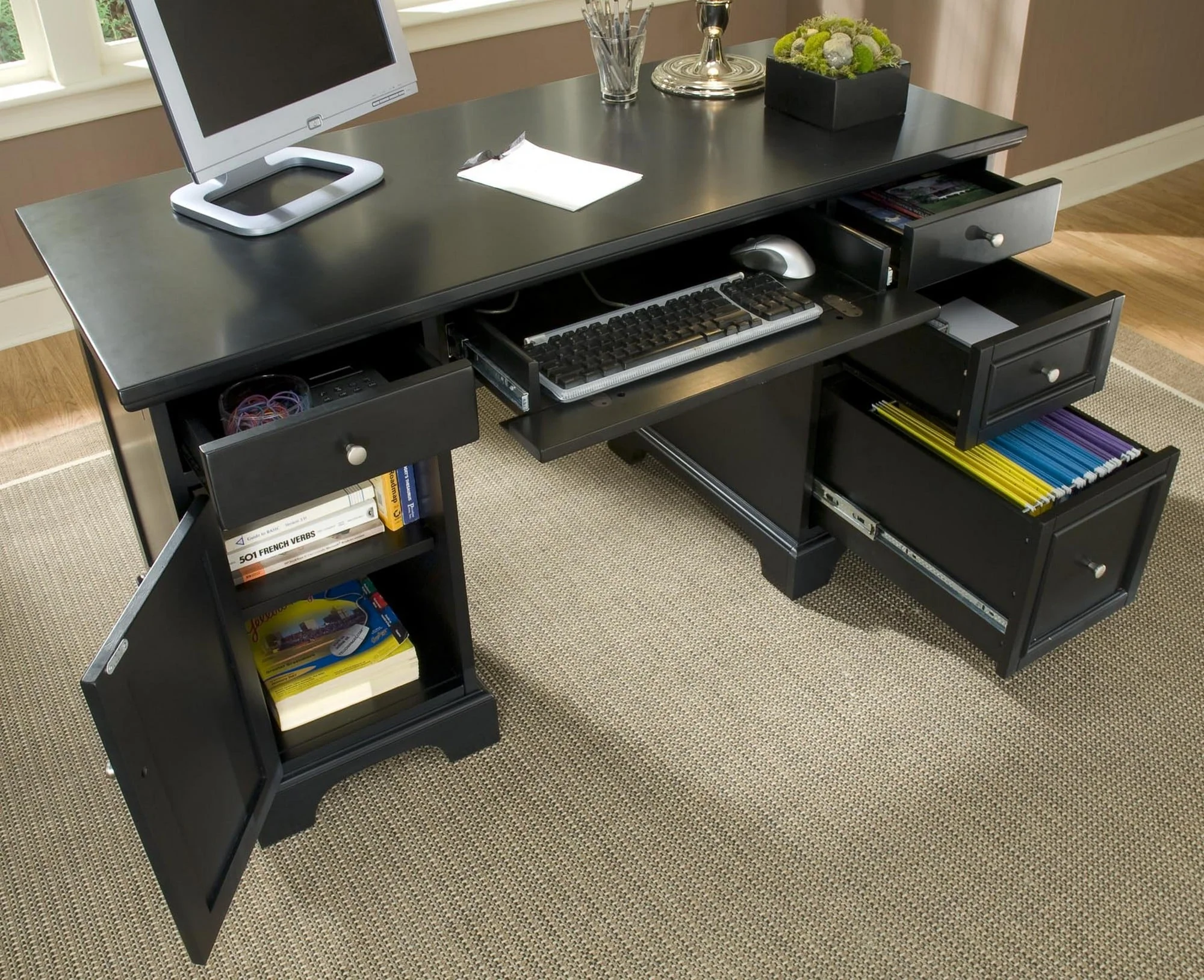 Bedford Pedestal Desk - Image 3