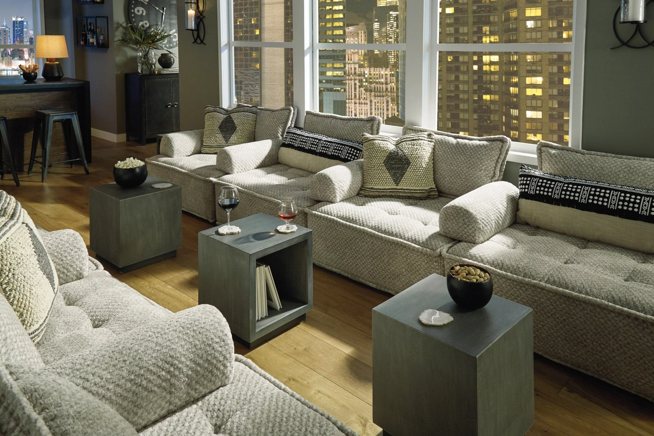Bales Accent Chair - Image 21