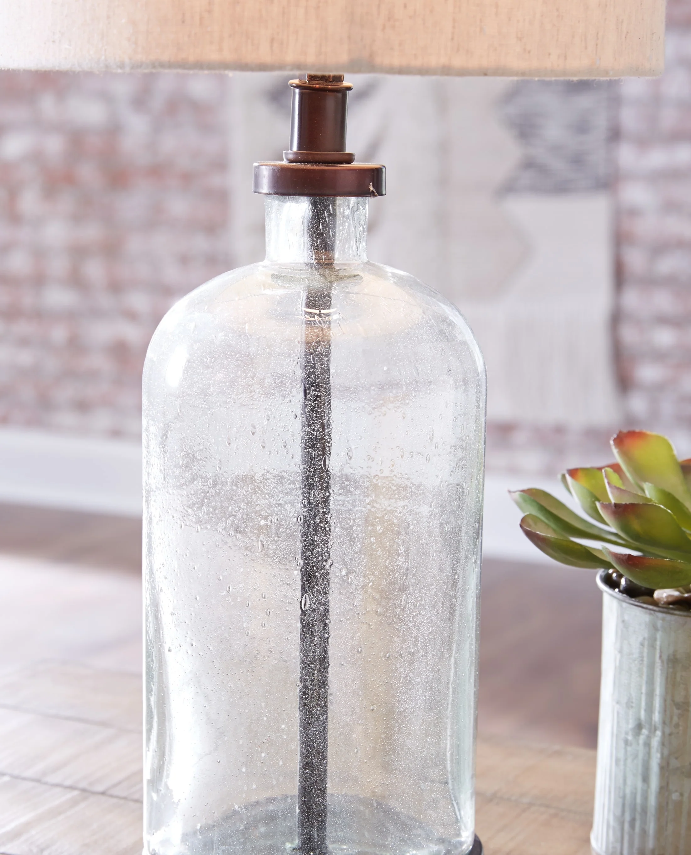 Bandile Table Lamp - Image 2