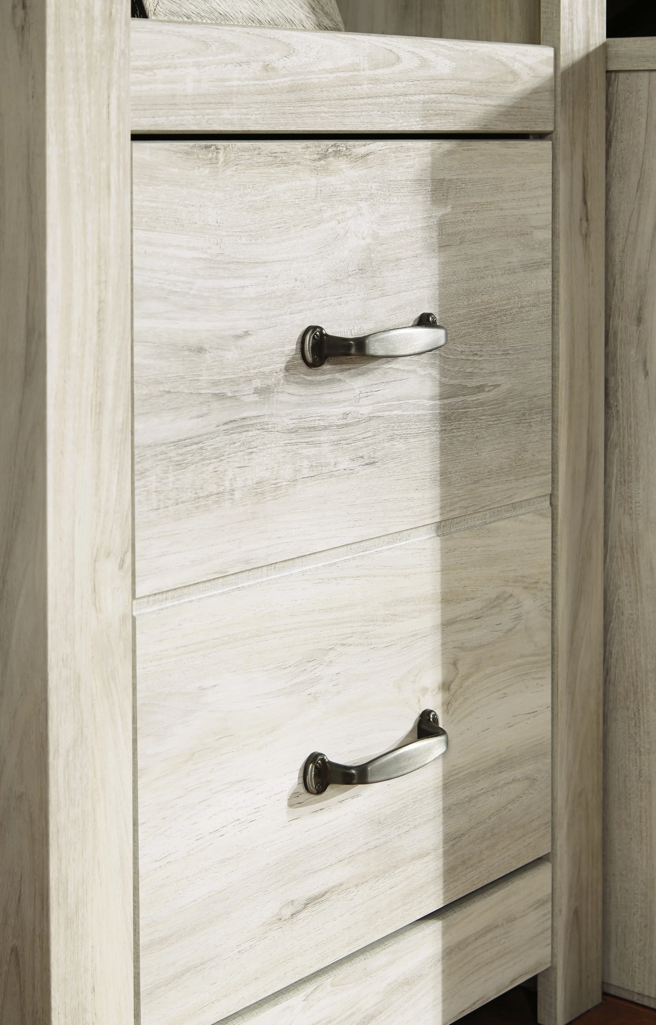 Bellaby 2-Drawer Pier - Image 5