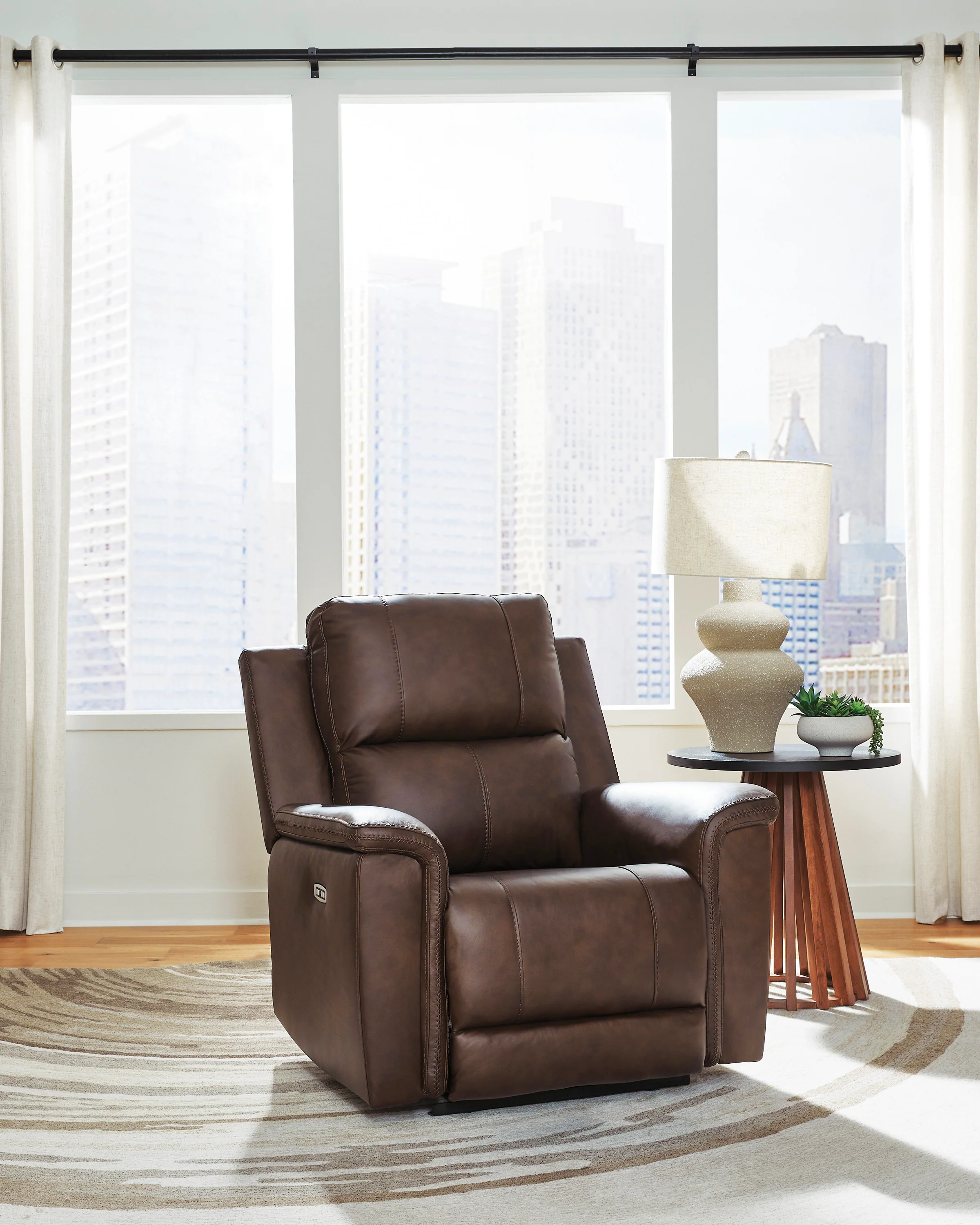 Beryton Power Recliner with Adjustable Headrest - Image 3
