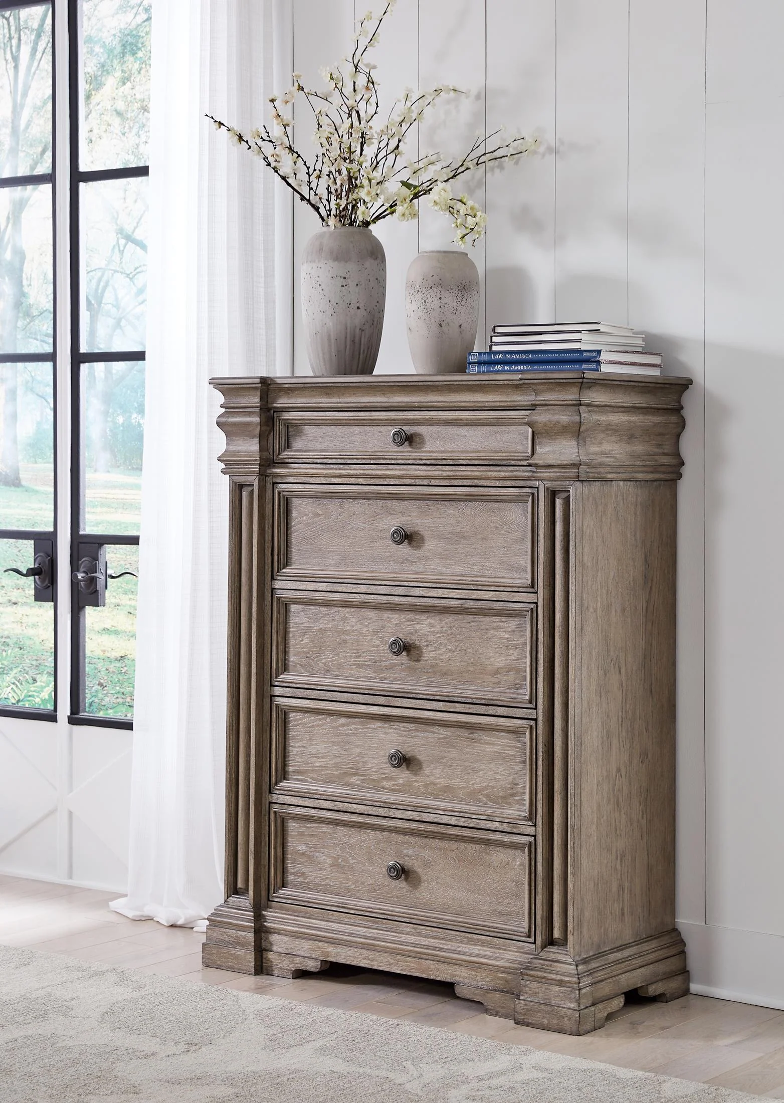 Blairhurst Chest of Drawers - Image 5