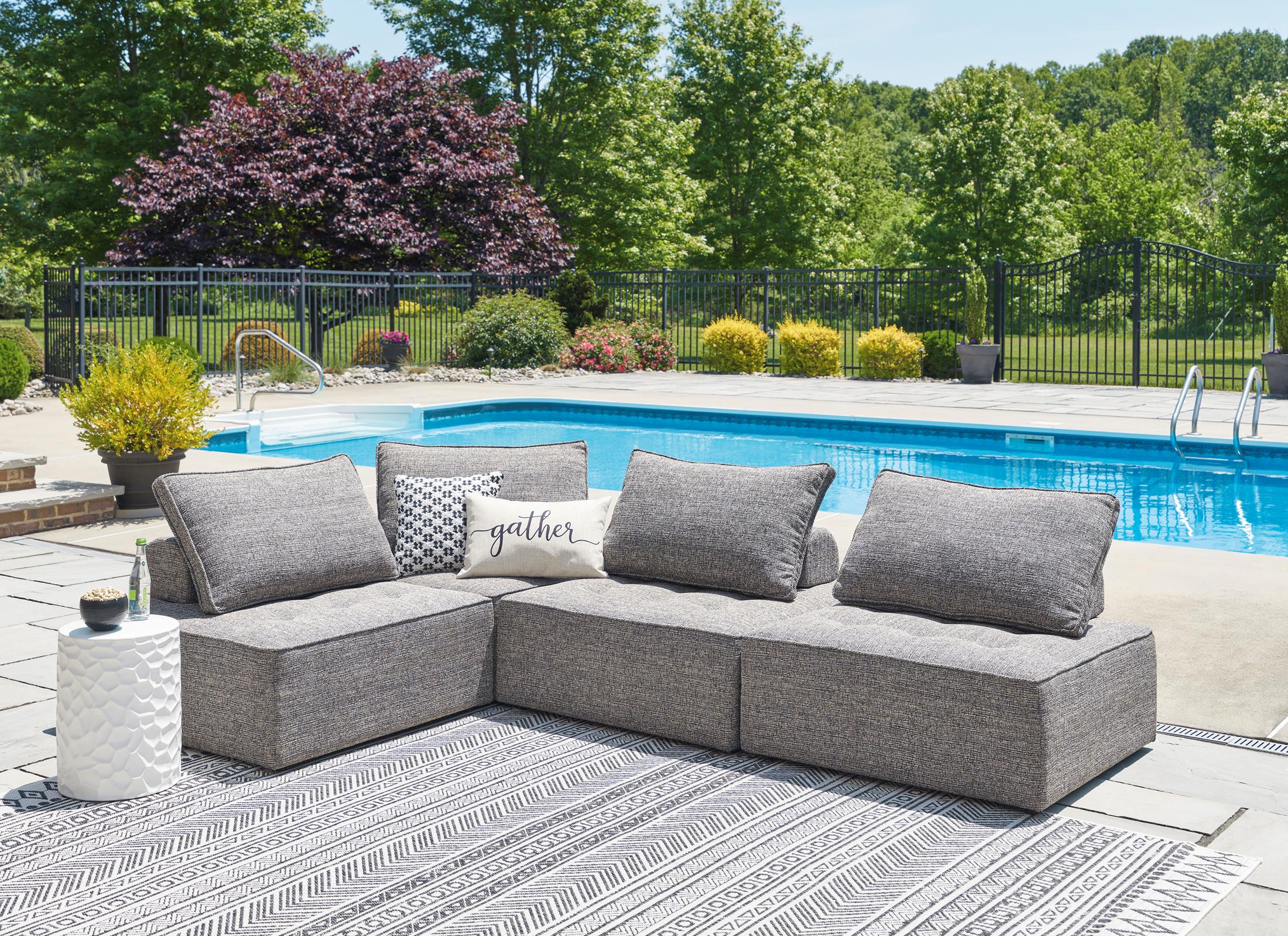 Bree Zee 4-Piece Outdoor Sectional - Image 5