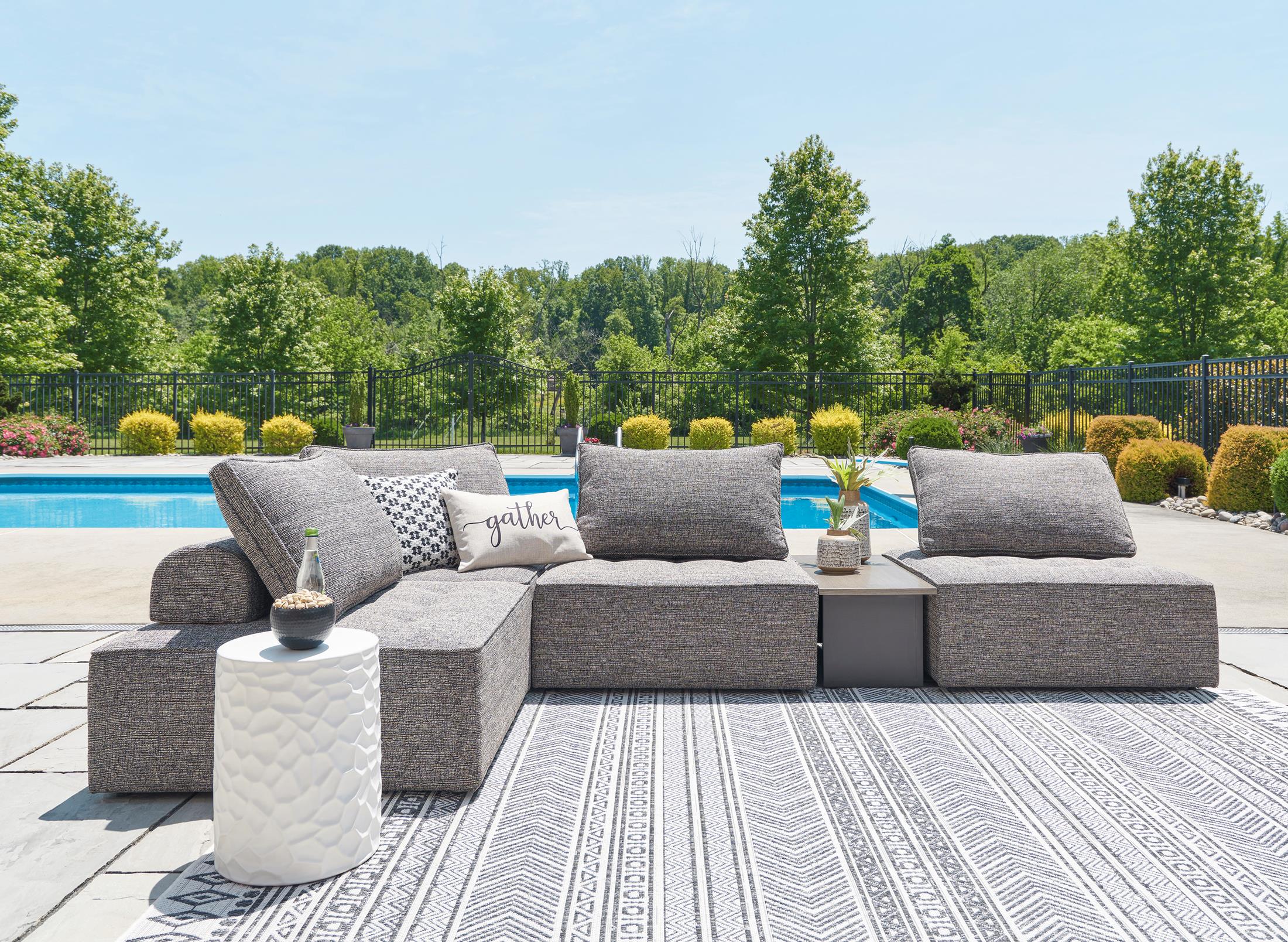 Bree Zee 5-Piece Outdoor Sectional - Image 5