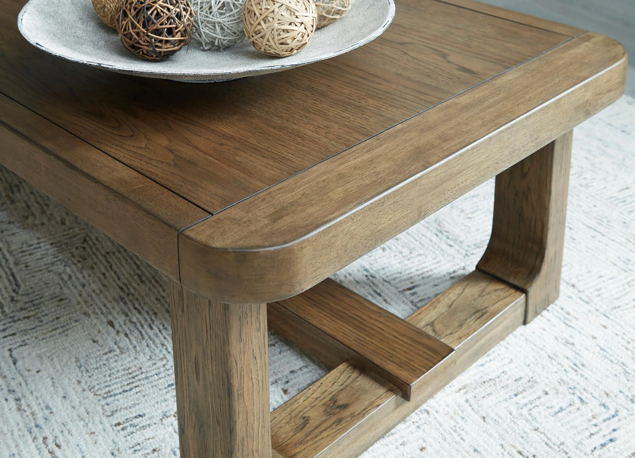 Cabalynn Coffee Table - Image 6