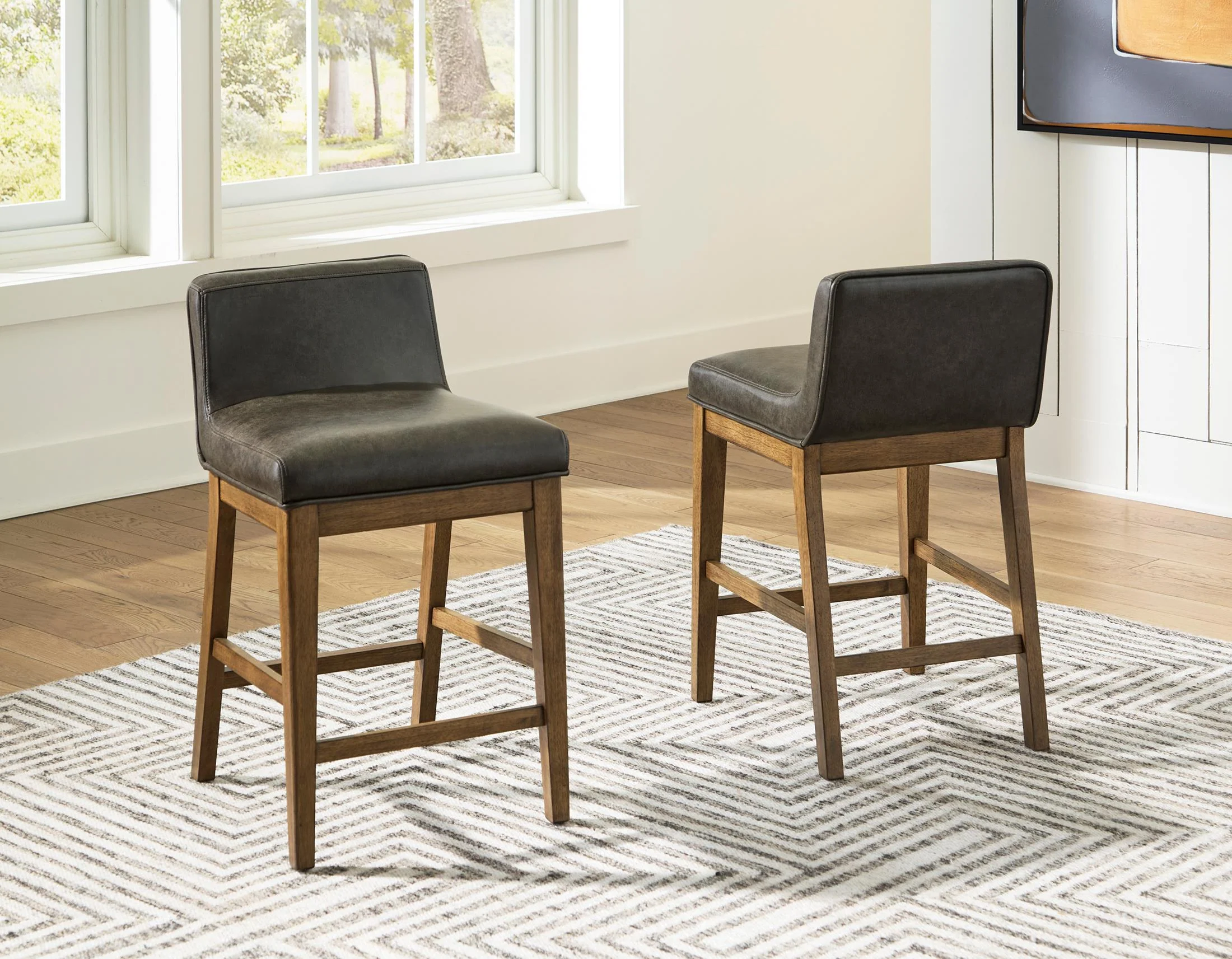 Cabalynn Counter Height Barstool (Set of 2) - Image 2