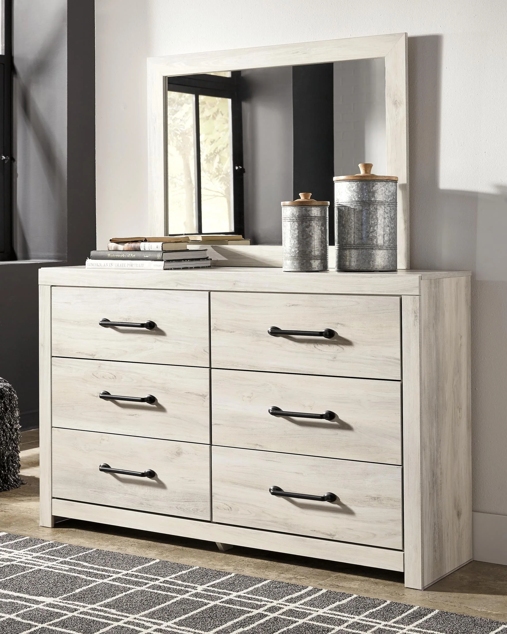 Cambeck Dressor and Mirror - Image 5