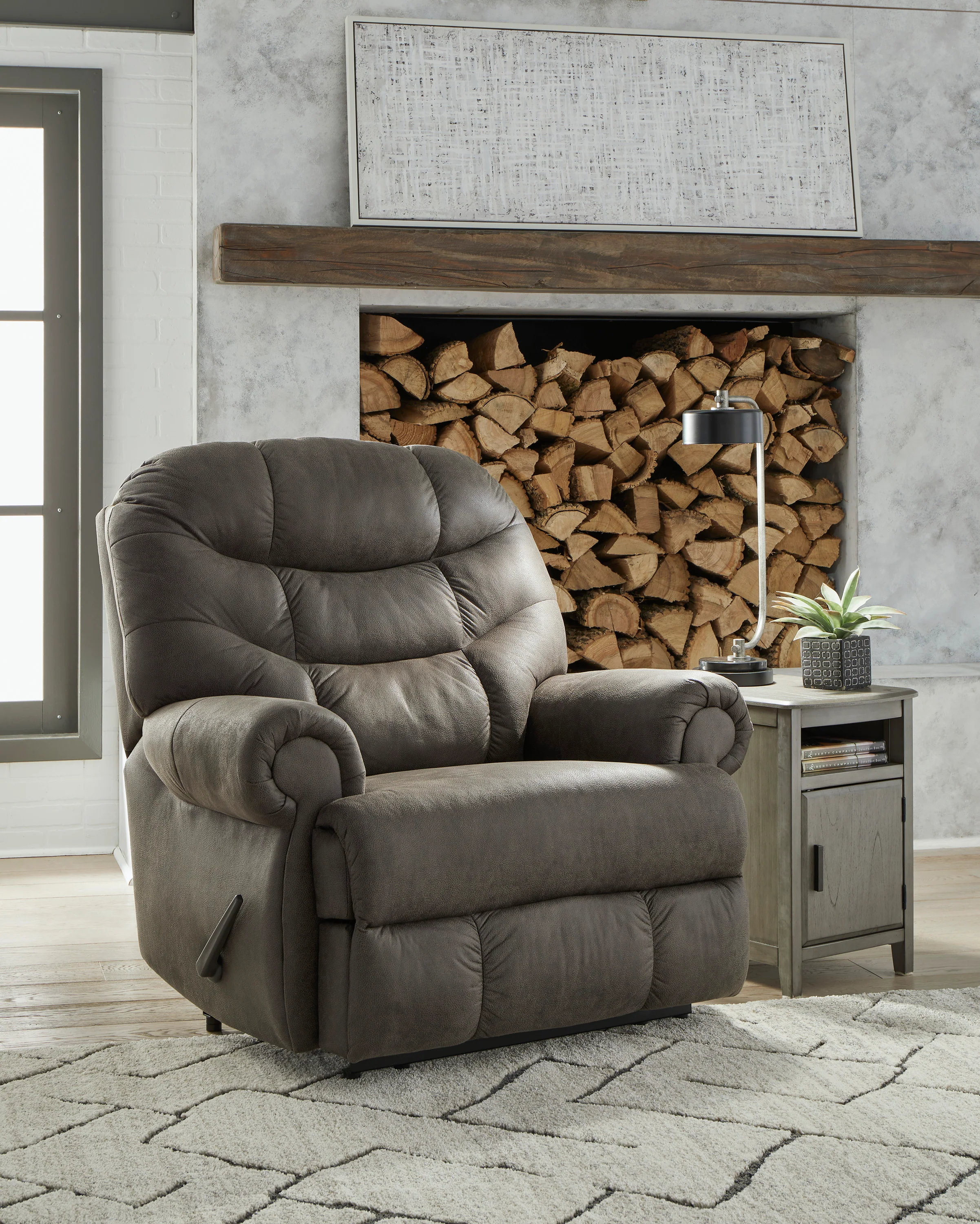 Camera Time Zero-Wall Recliner - Image 3