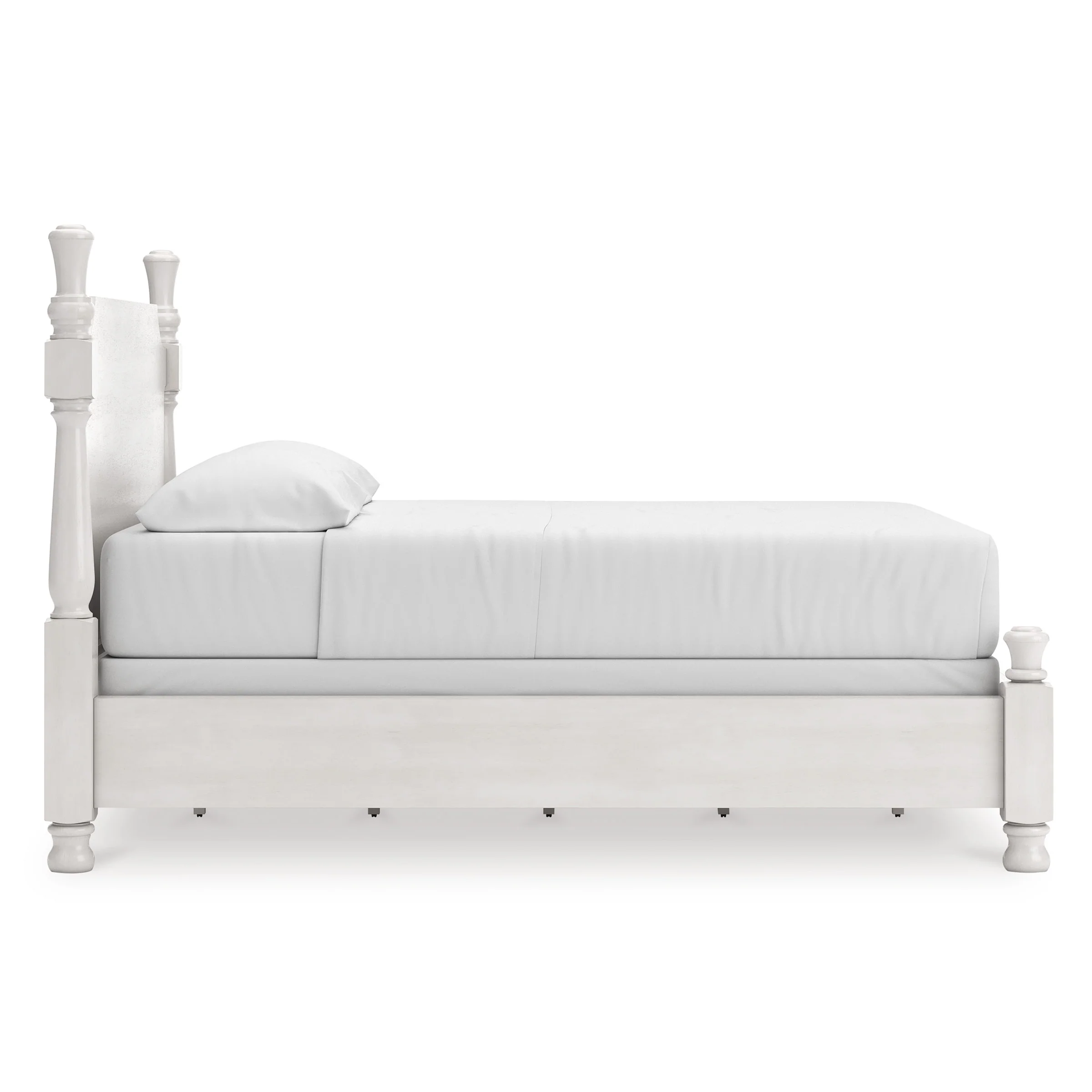 Chadworth King Poster Bed - Image 5