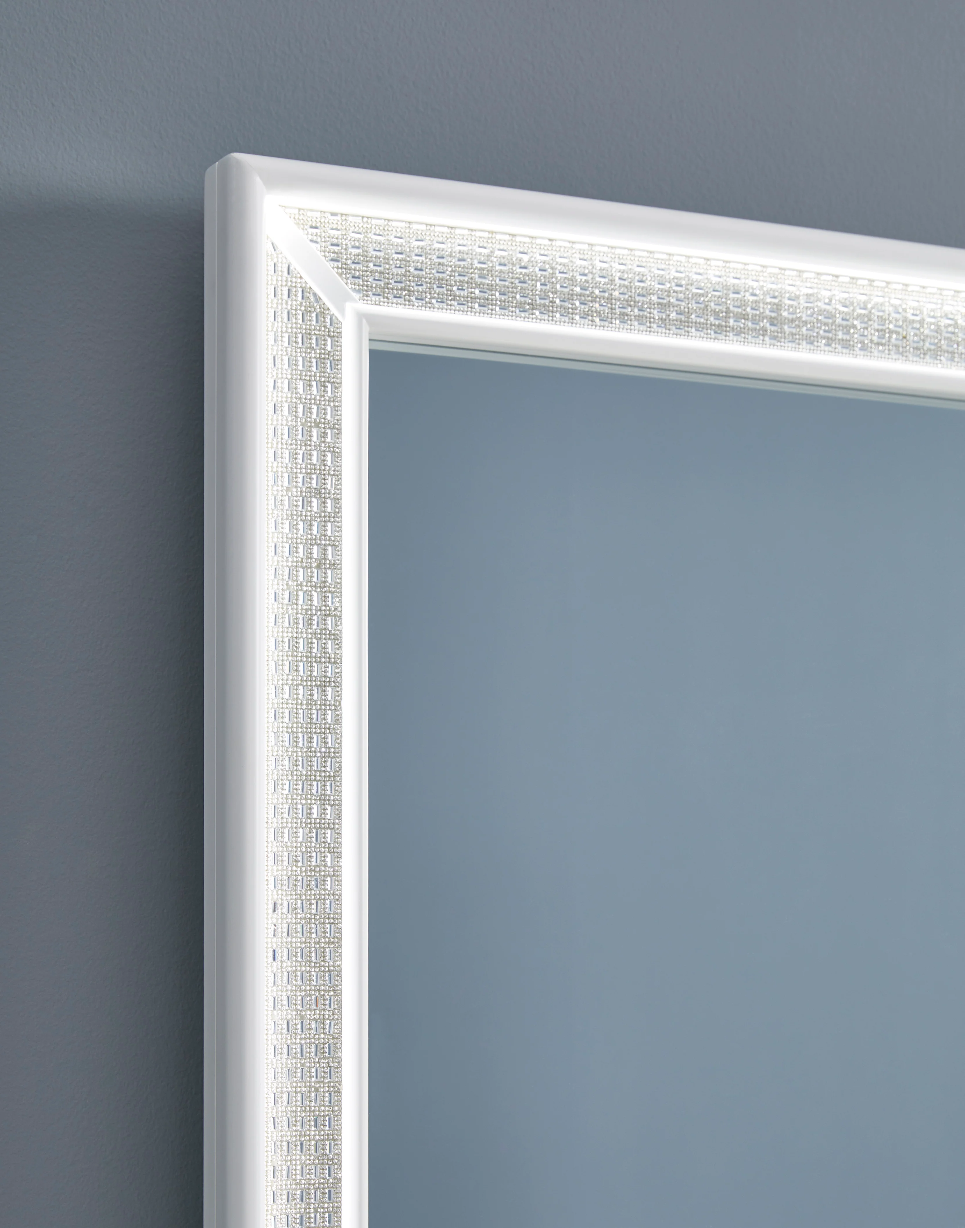 Chalanna Vanity Mirror - Image 4