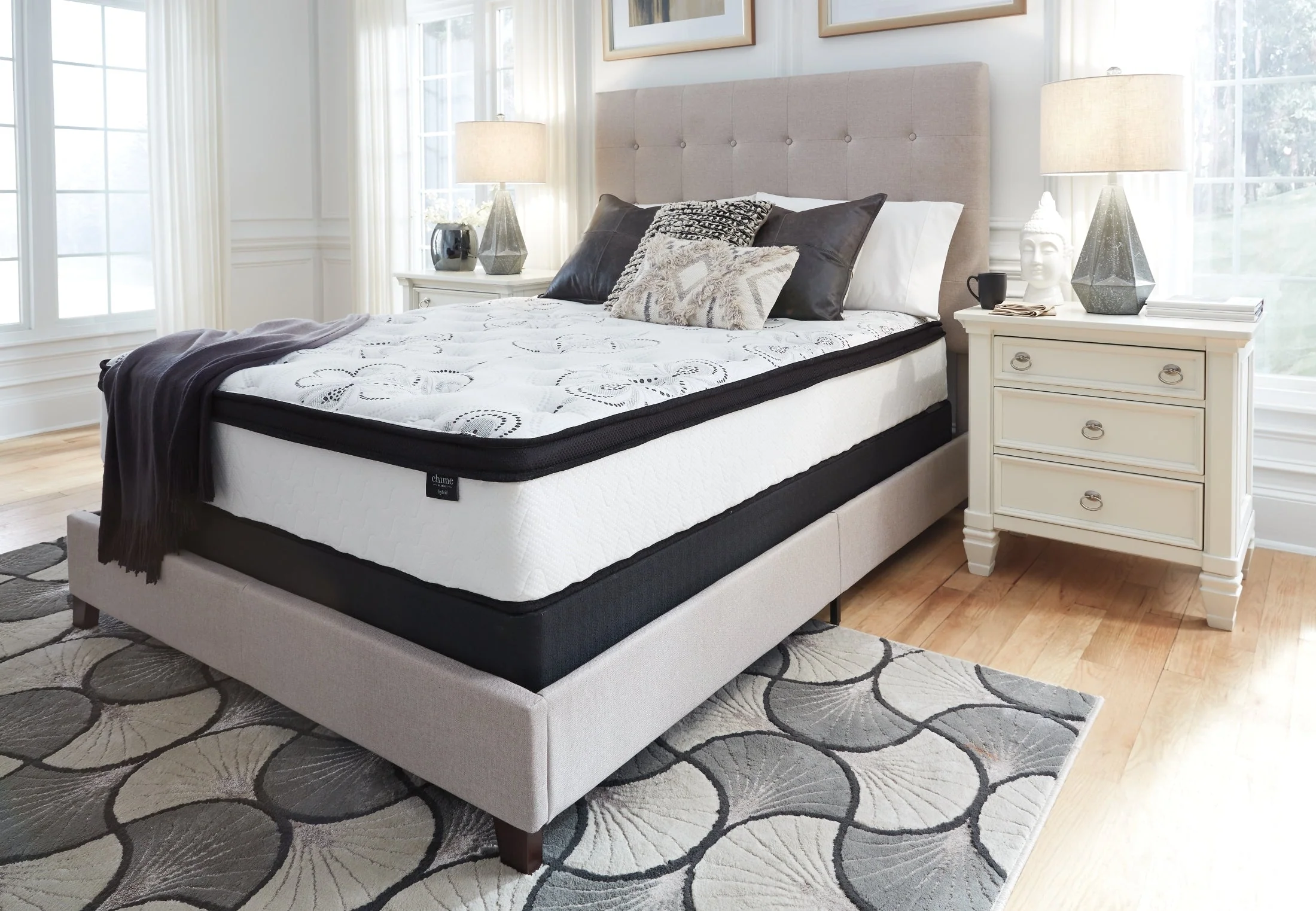 Chime 12 Inch Hybrid Mattress In a Box - Image 14