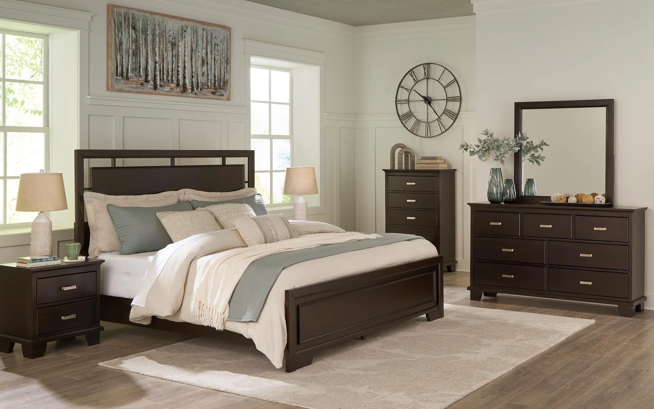 Covetown Chest of Drawers - Image 4