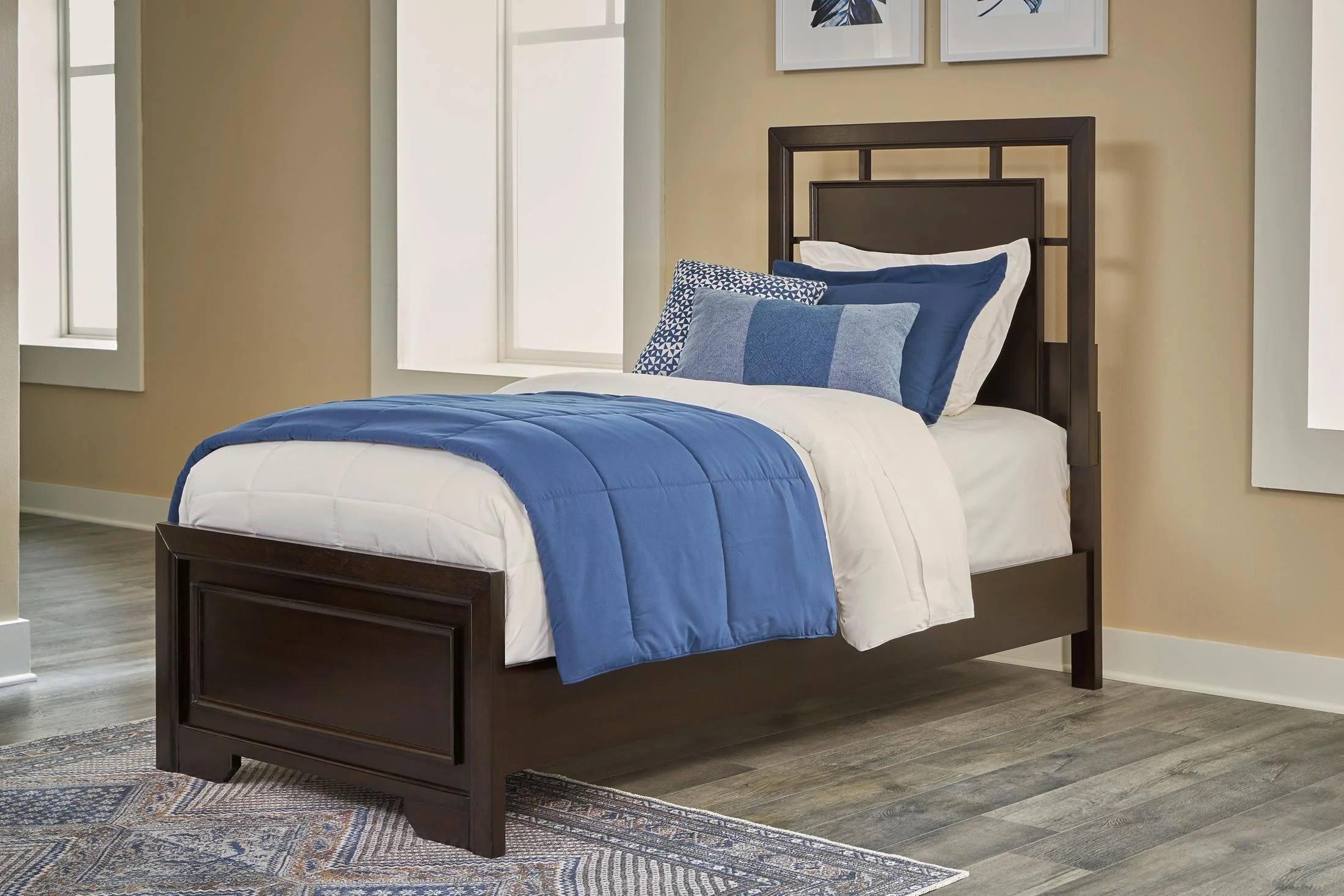 Covetown Panel Bed - Image 6