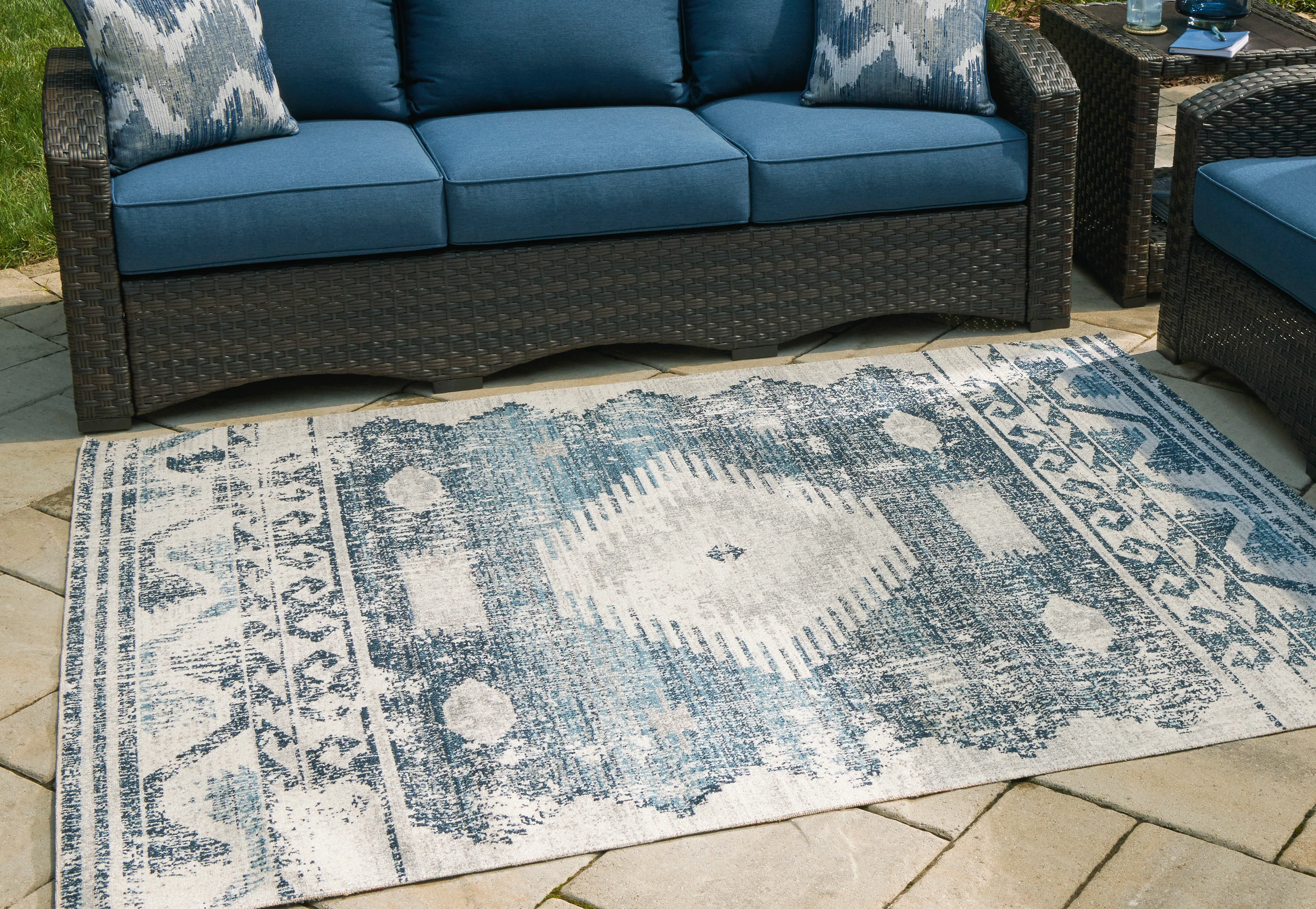 Daddridge Rug - Image 2