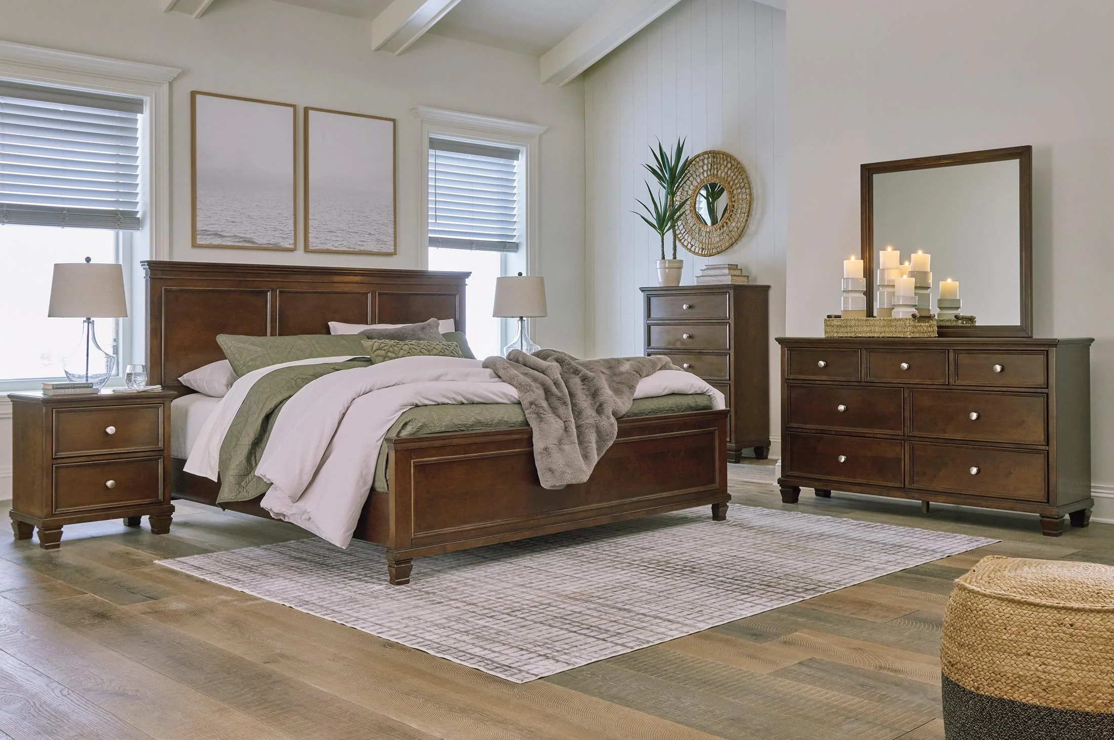 Danabrin Nightstand - Image 2