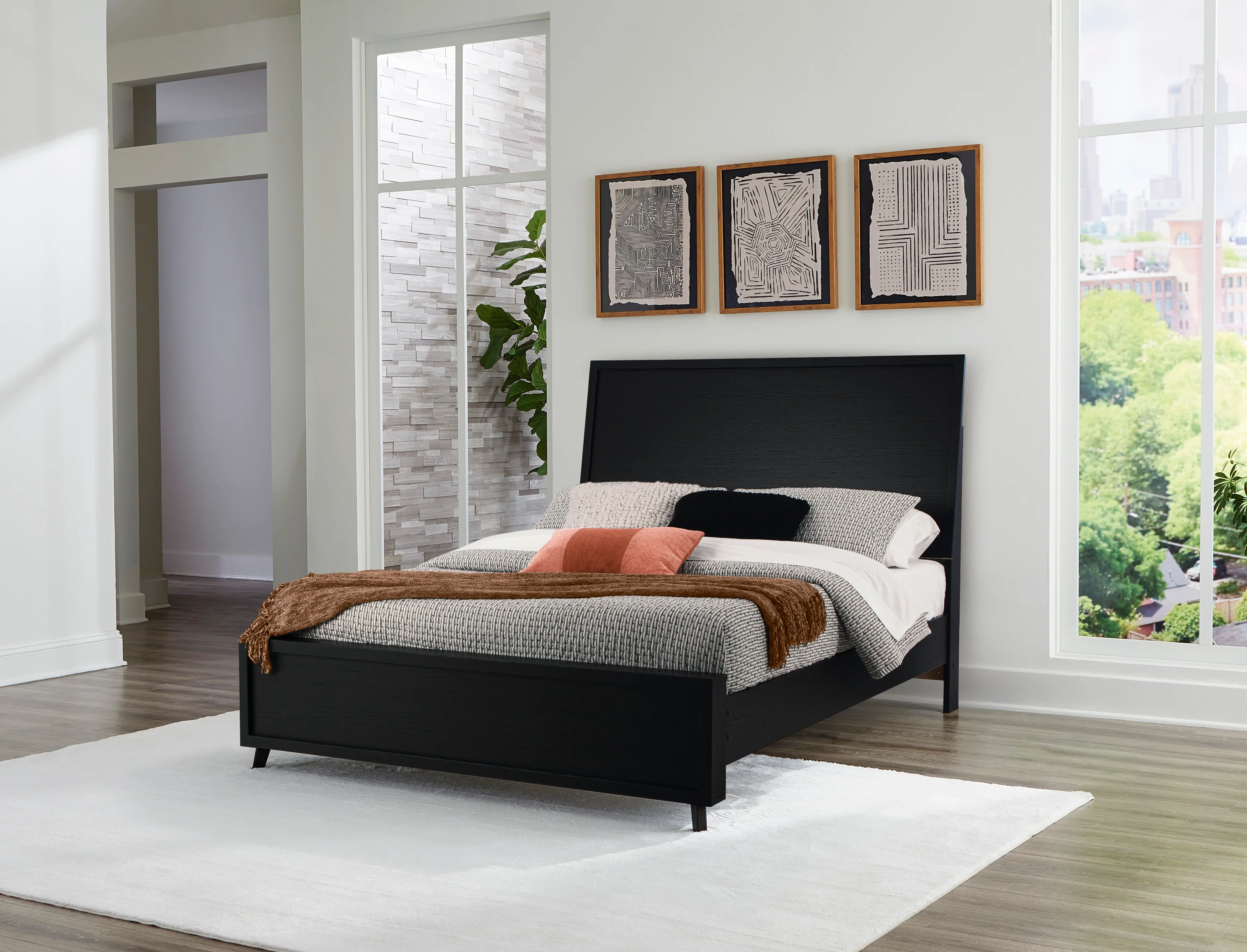 Ashley Danziar Panel Bed with Framed Panel Footboard - Image 3