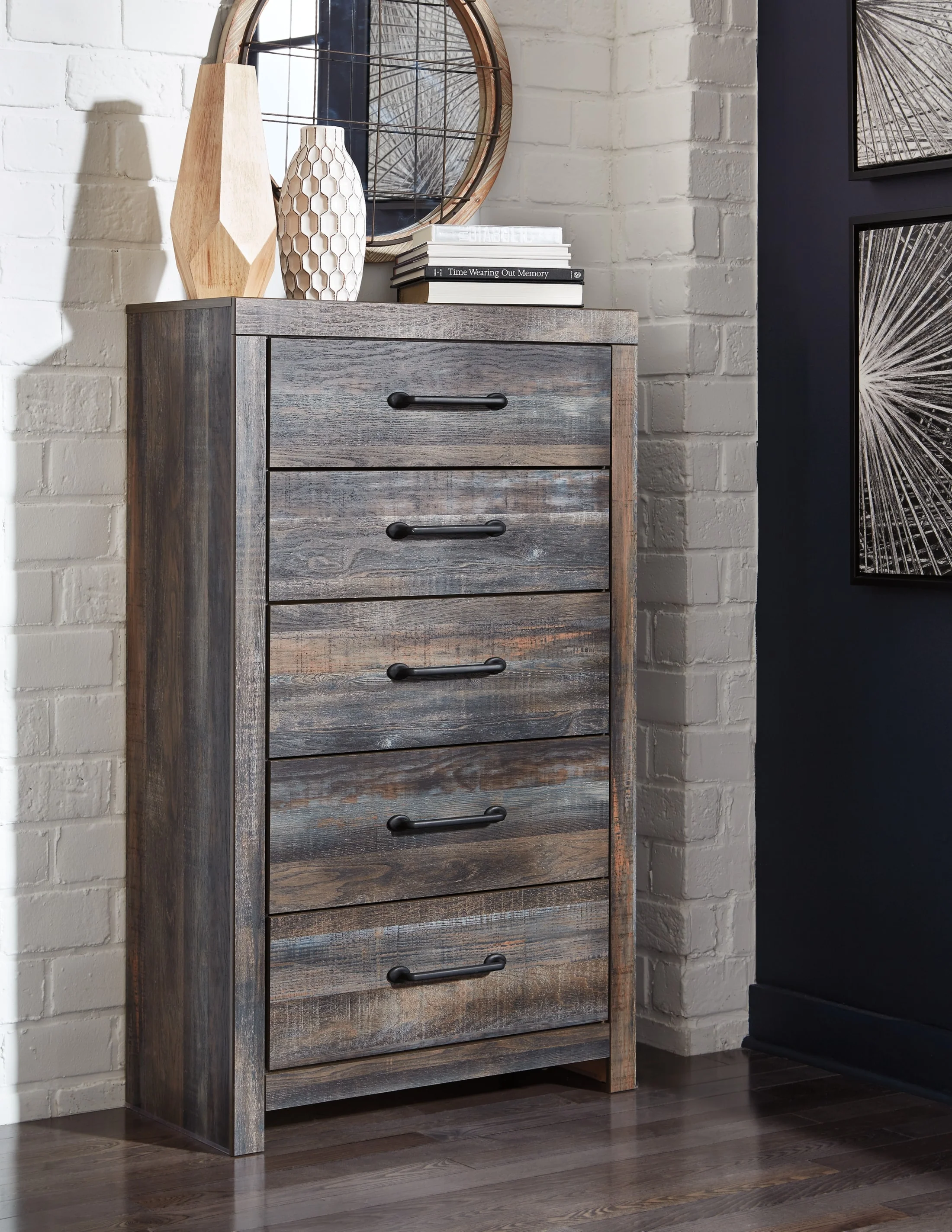 Drystan Chest of Drawers - Image 2