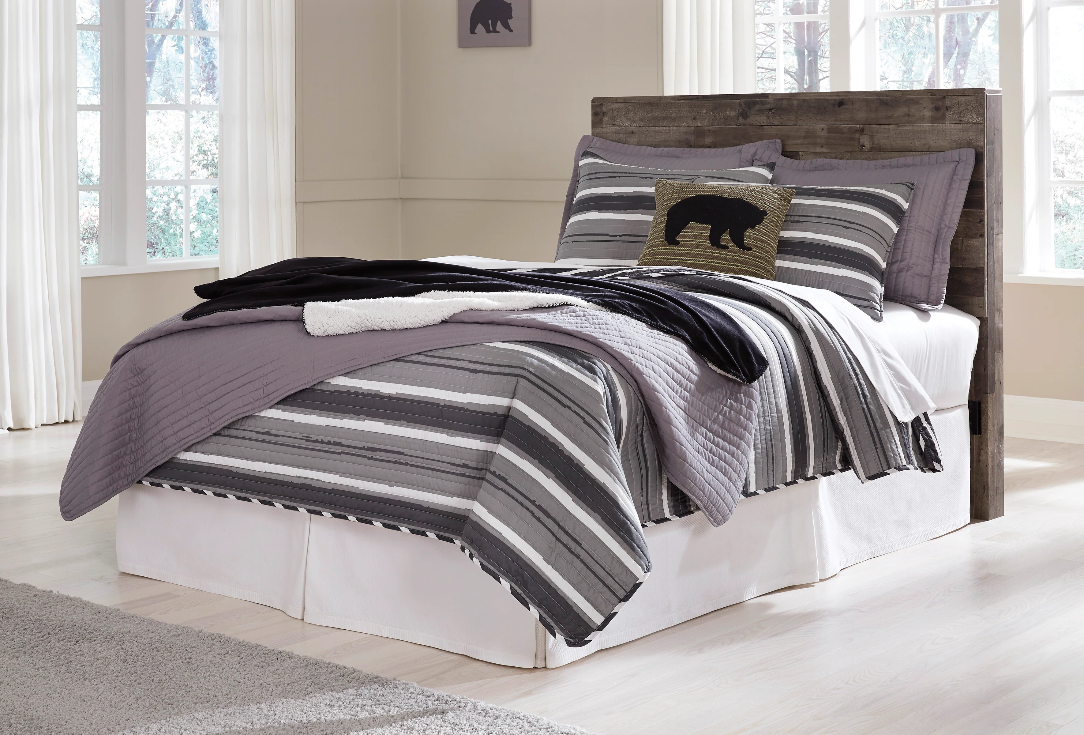 Derekson Panel Headboard - Image 4