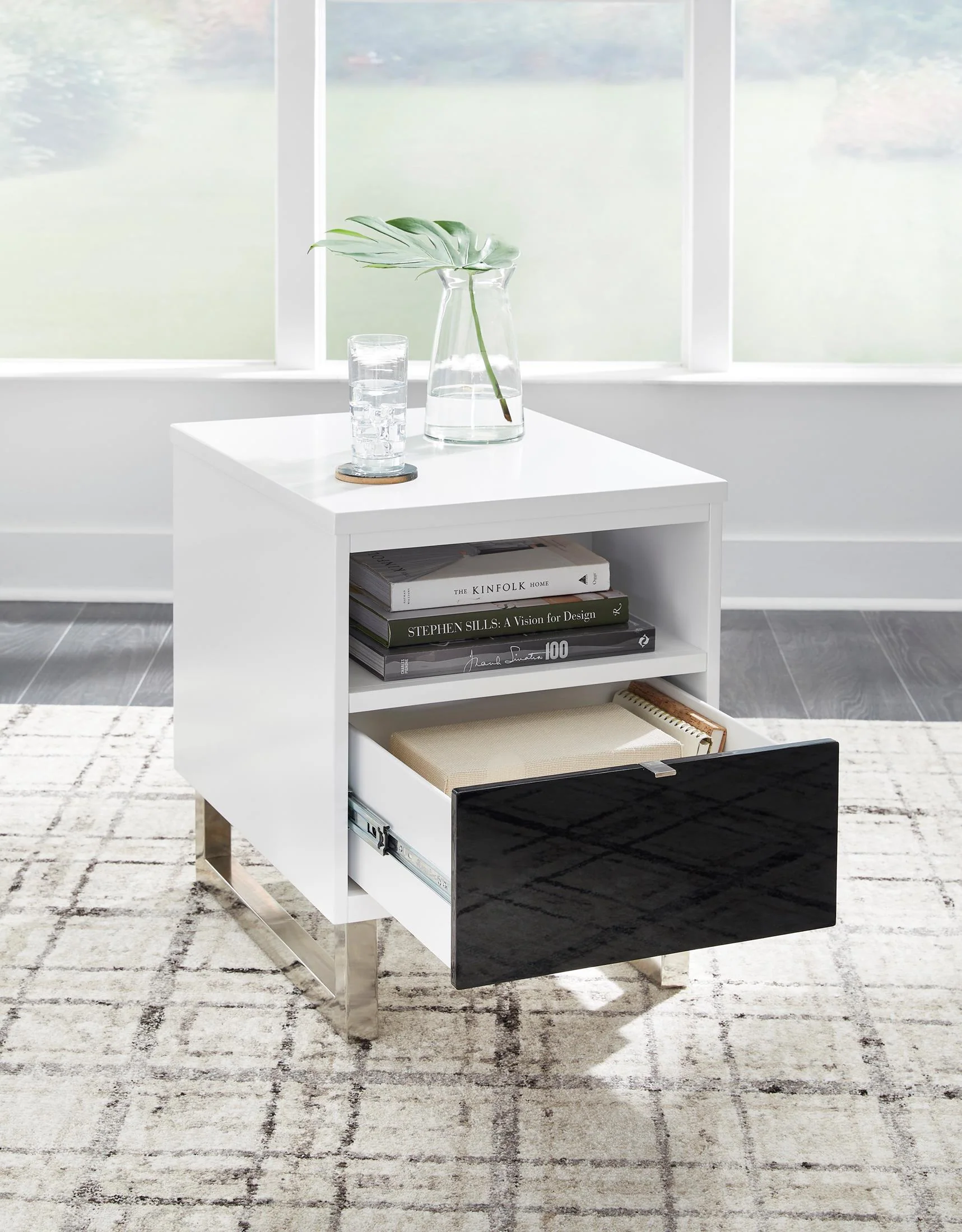 Gardoni Chairside End Table - Image 9