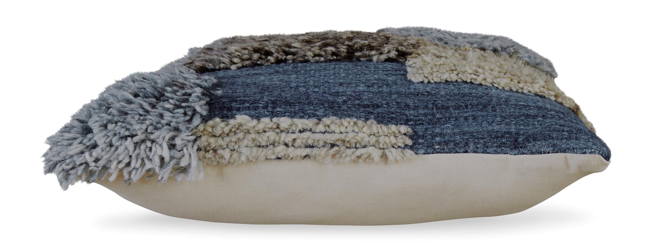 Gibbend Pillow - Image 3