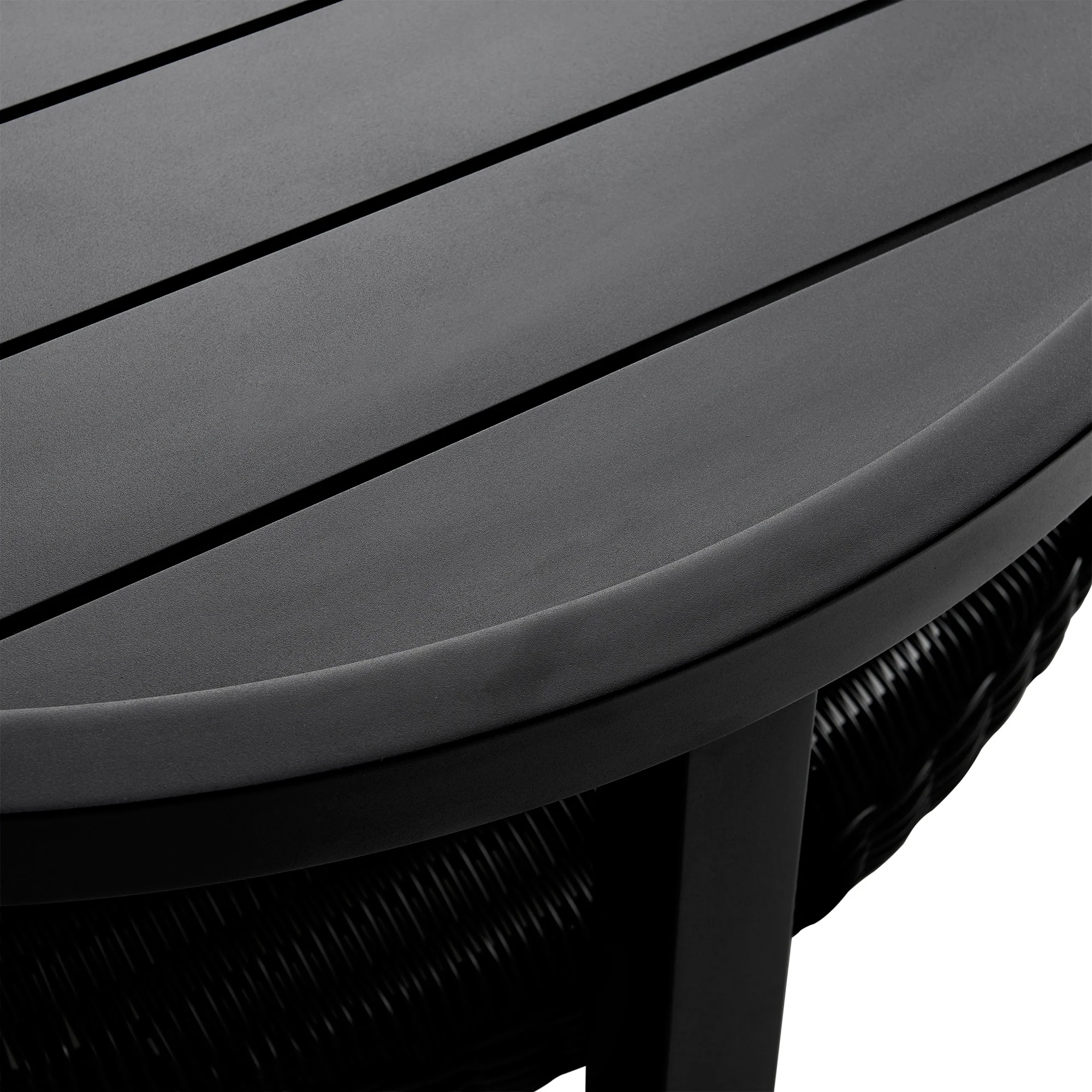 Grand Black Aluminum Outdoor Round Conversation Table with Wicker Shelf - Image 4