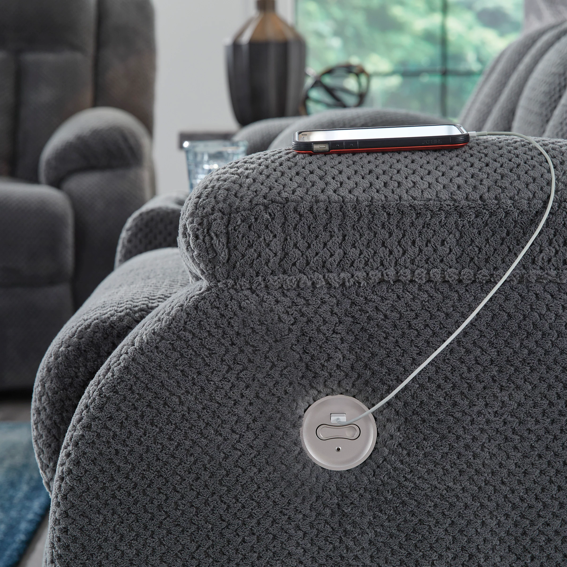 Greely Bend Power Rocker Recliner - Image 7