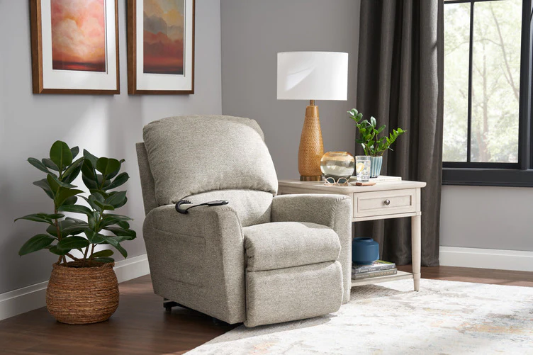 La-Z-Boy Jean Power Lift Recliner - Image 2