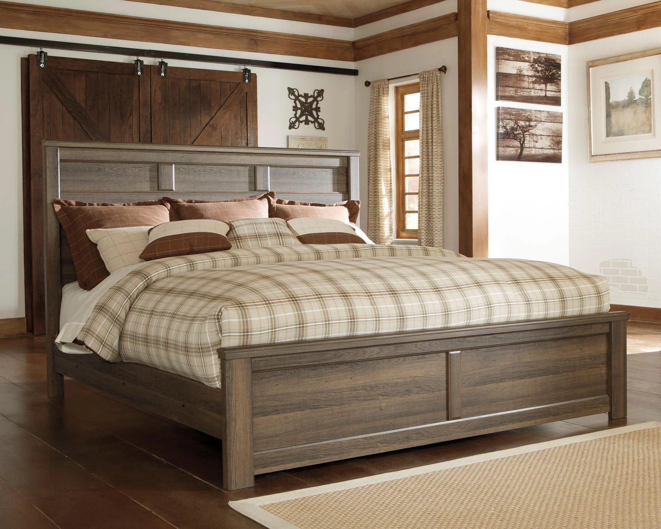 Juararo California King Panel Bed - Image 4