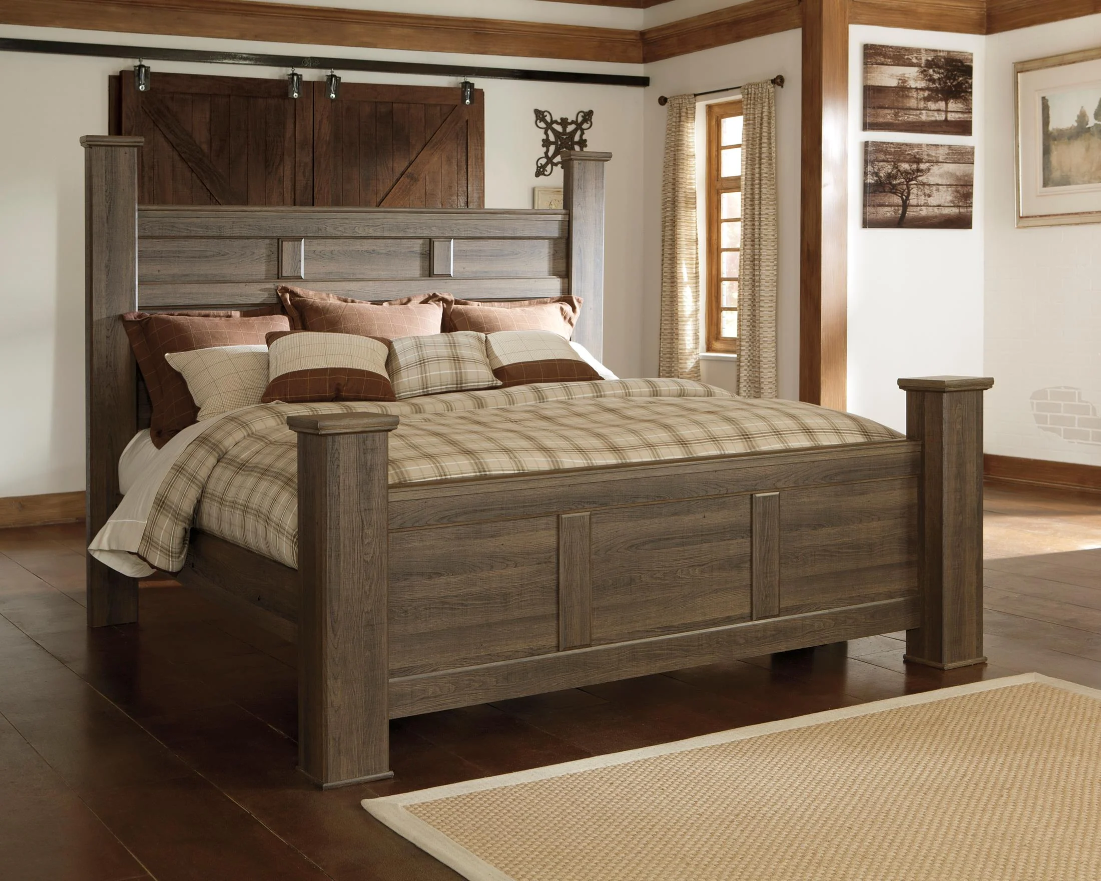 Juararo King Poster Bed - Image 2
