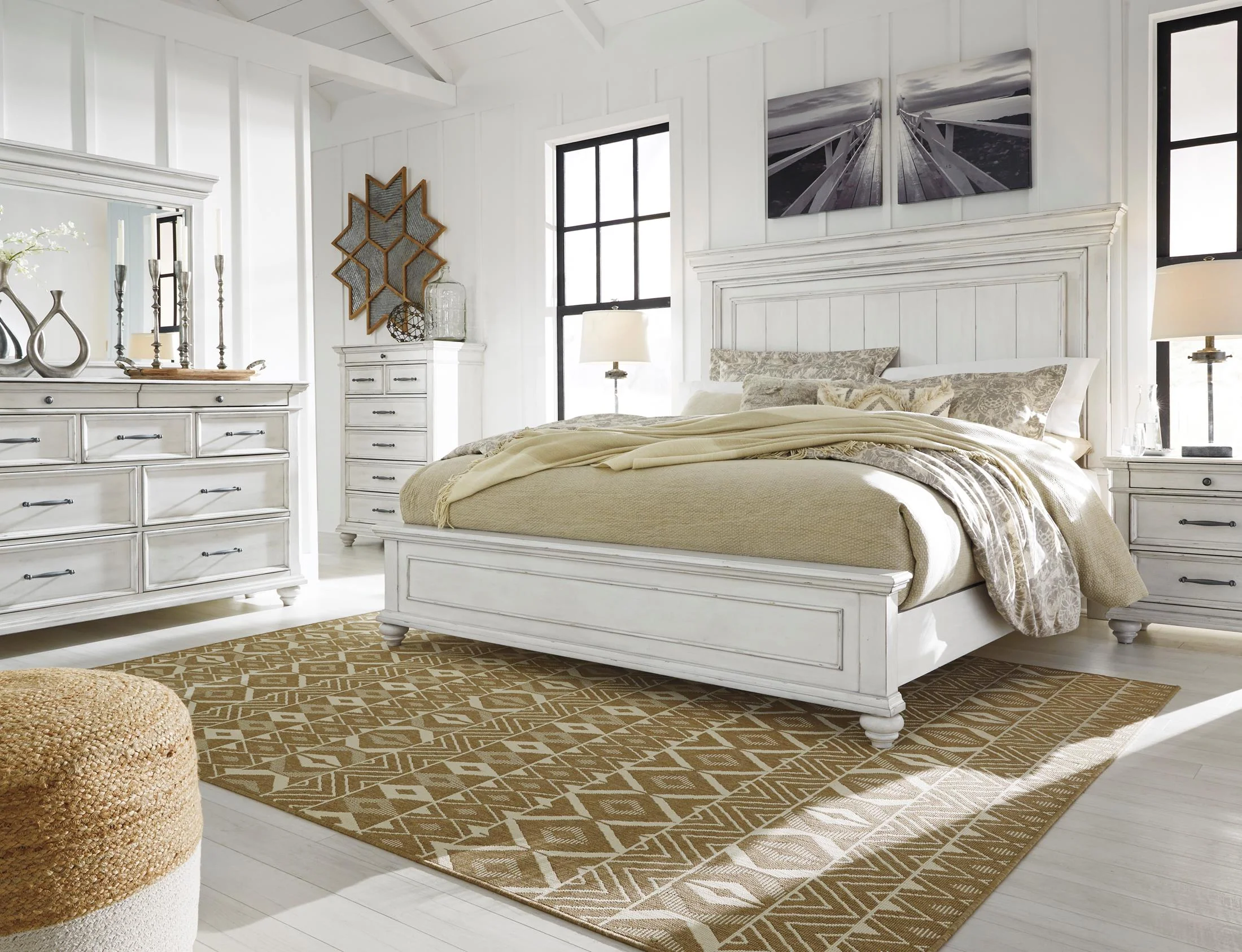 Kanwyn Panel Bed - Image 2