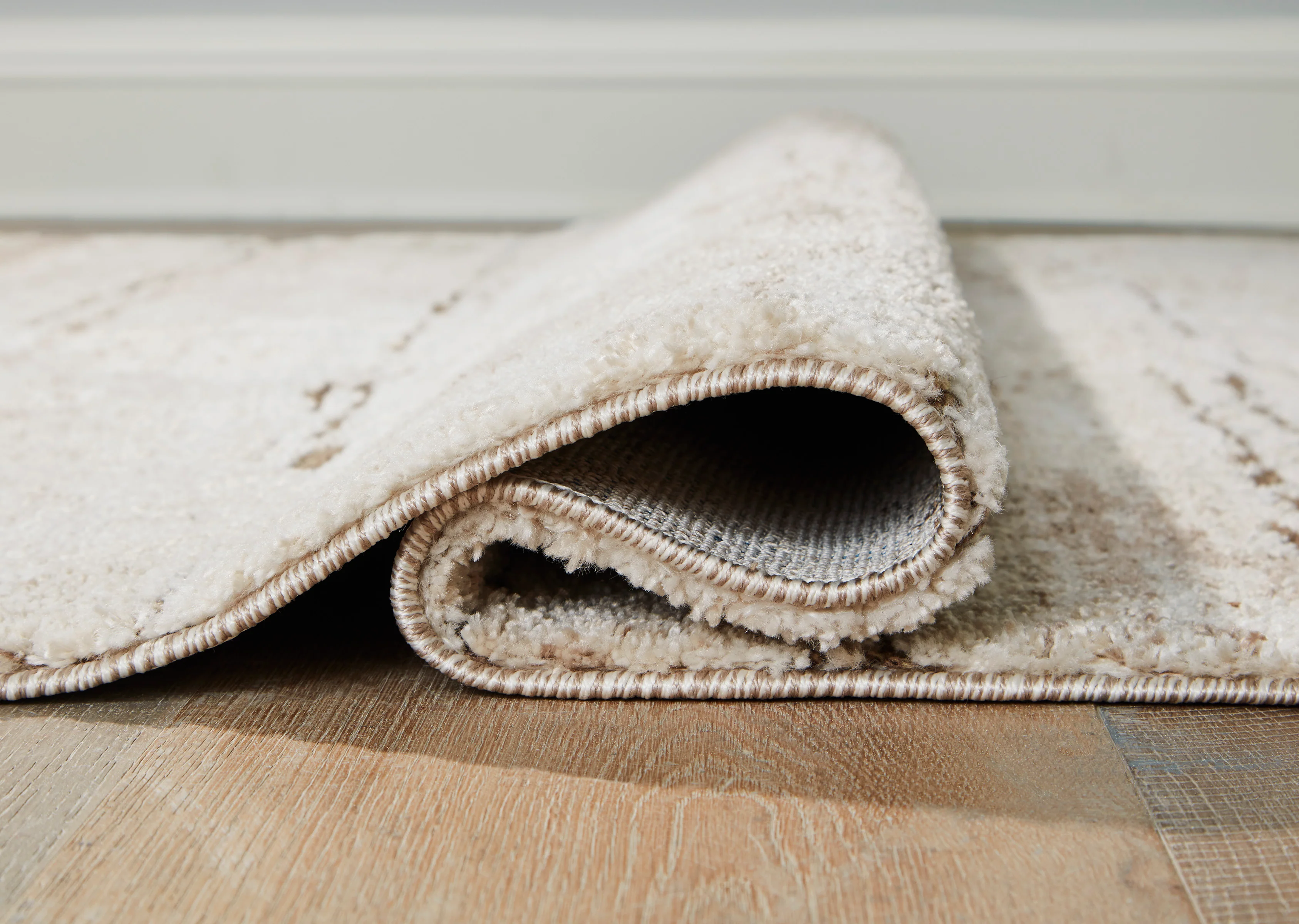Kasney Rug - Image 3