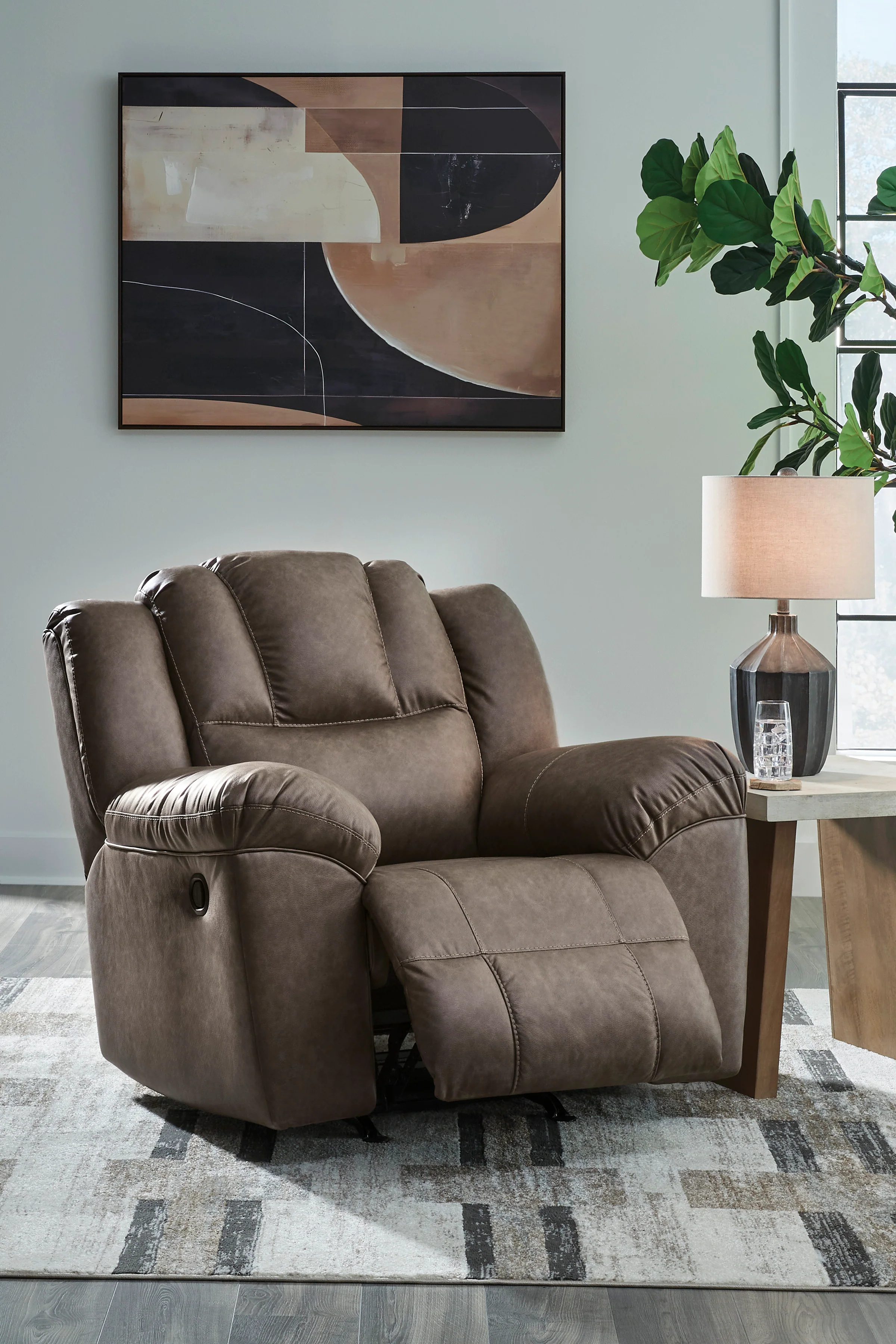 Knoxlee Rocker Recliner - Image 4