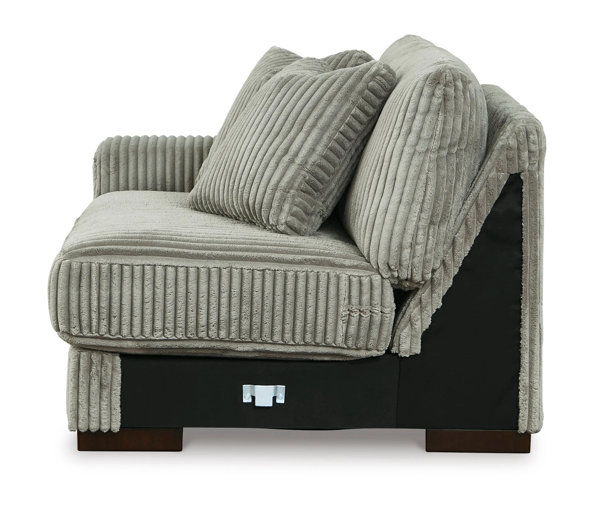 Lindyn 3-Piece Fog Sectional with Chaise - Image 22