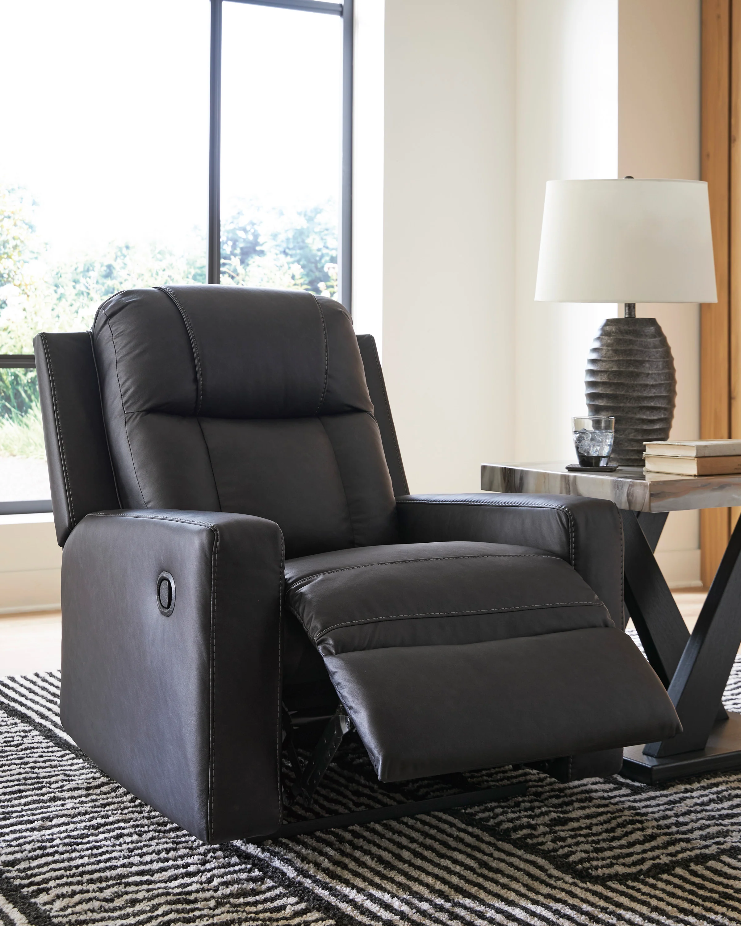 Mackmenville Zero Wall Recliner - Image 5
