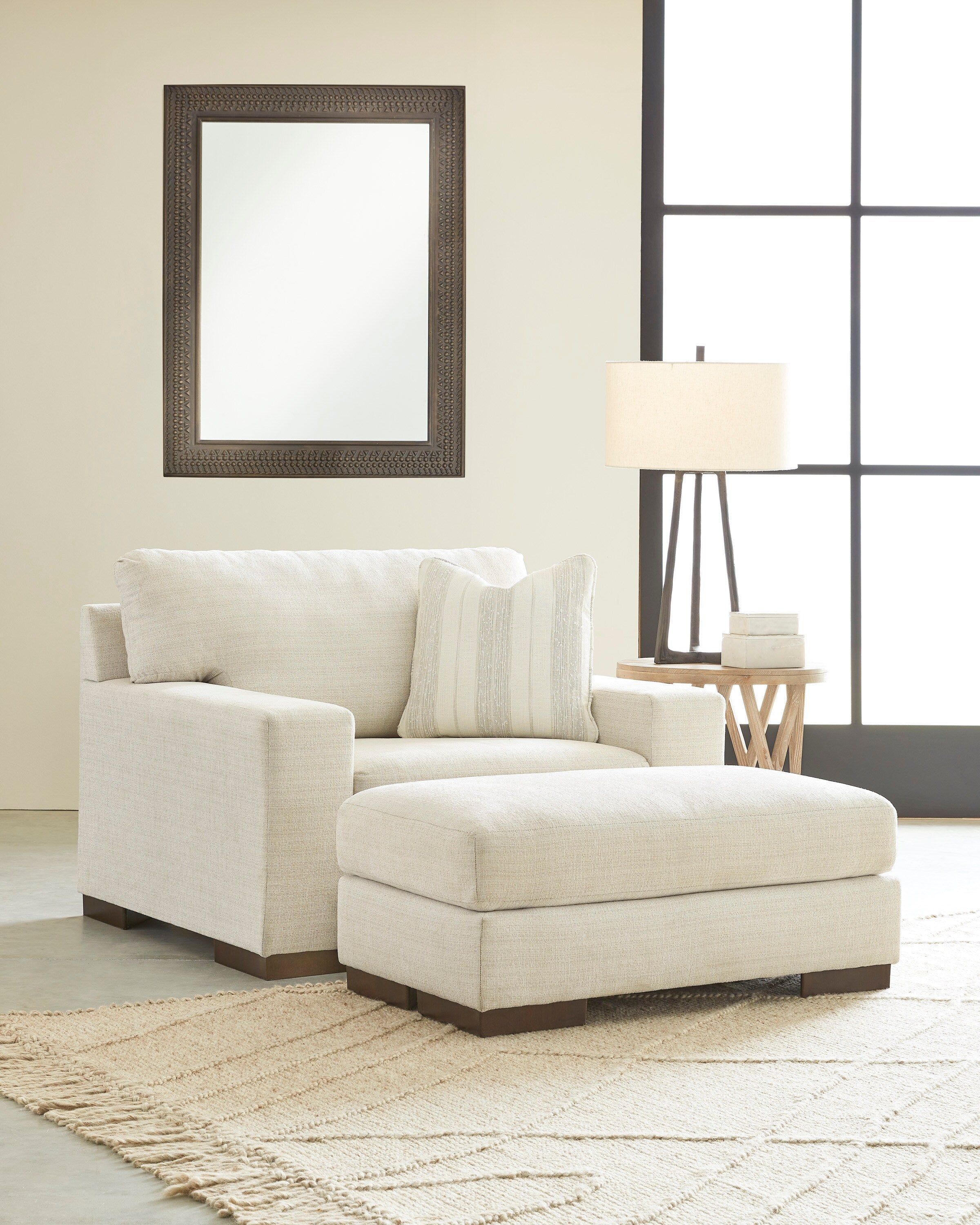 Maggie Ottoman - Image 6