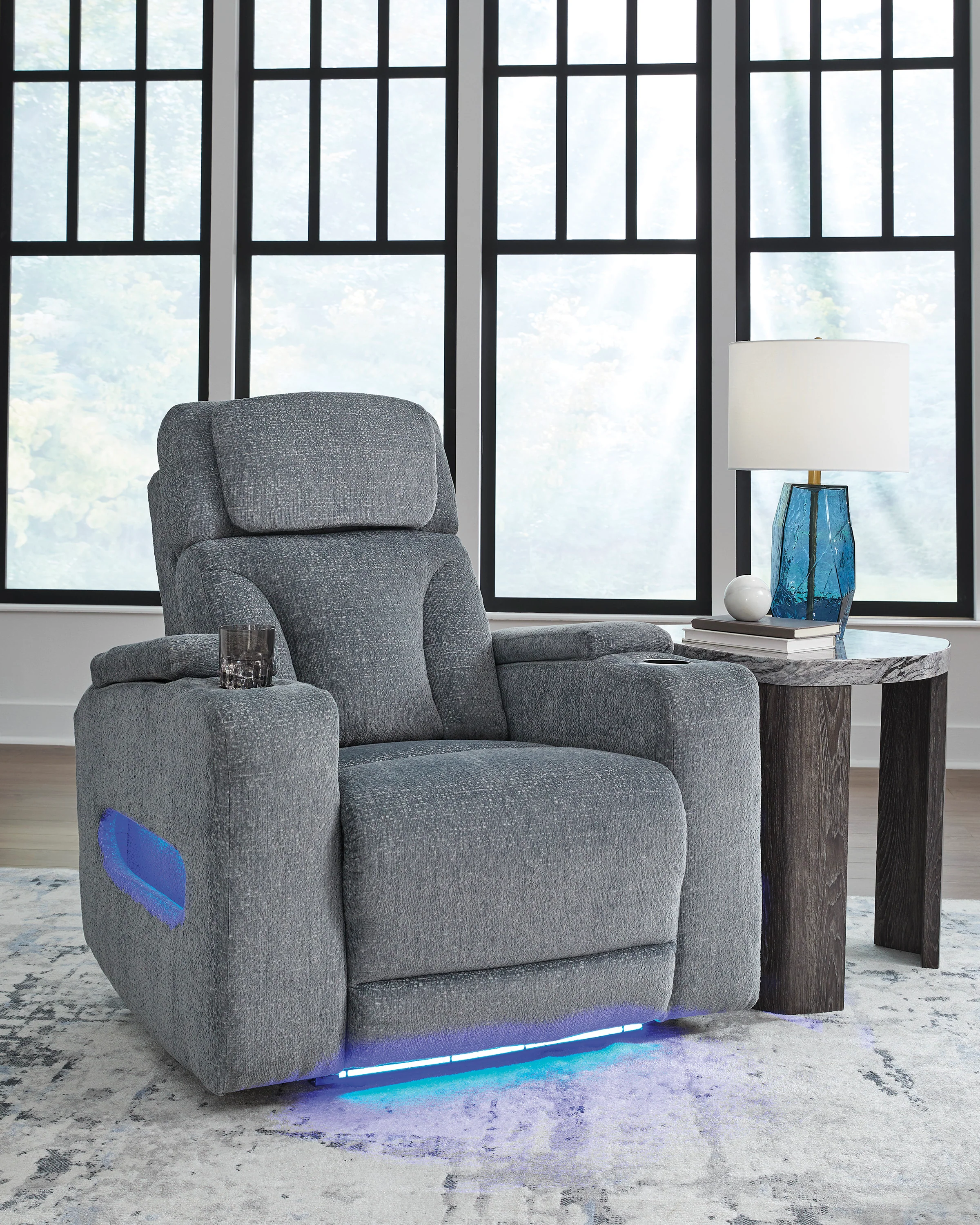 Forest Lake Power Recliner - Image 3