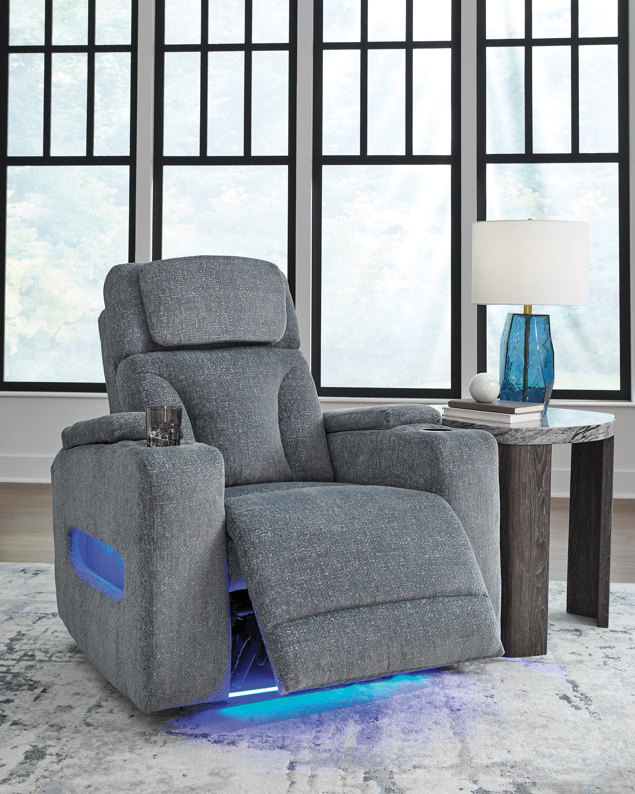 Forest Lake Power Recliner - Image 5