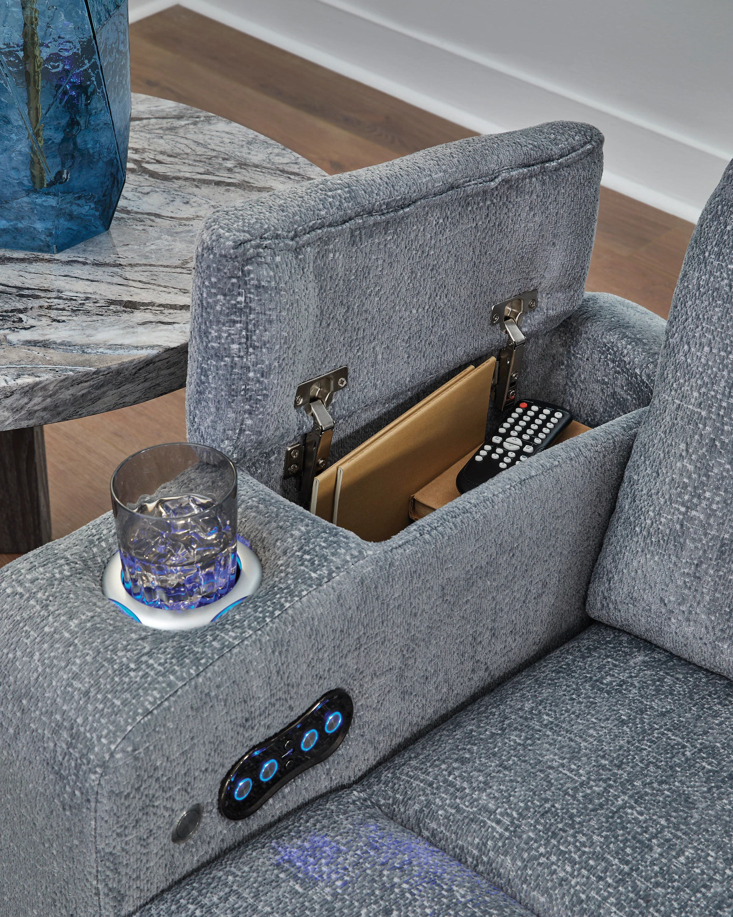 Forest Lake Power Recliner - Image 10