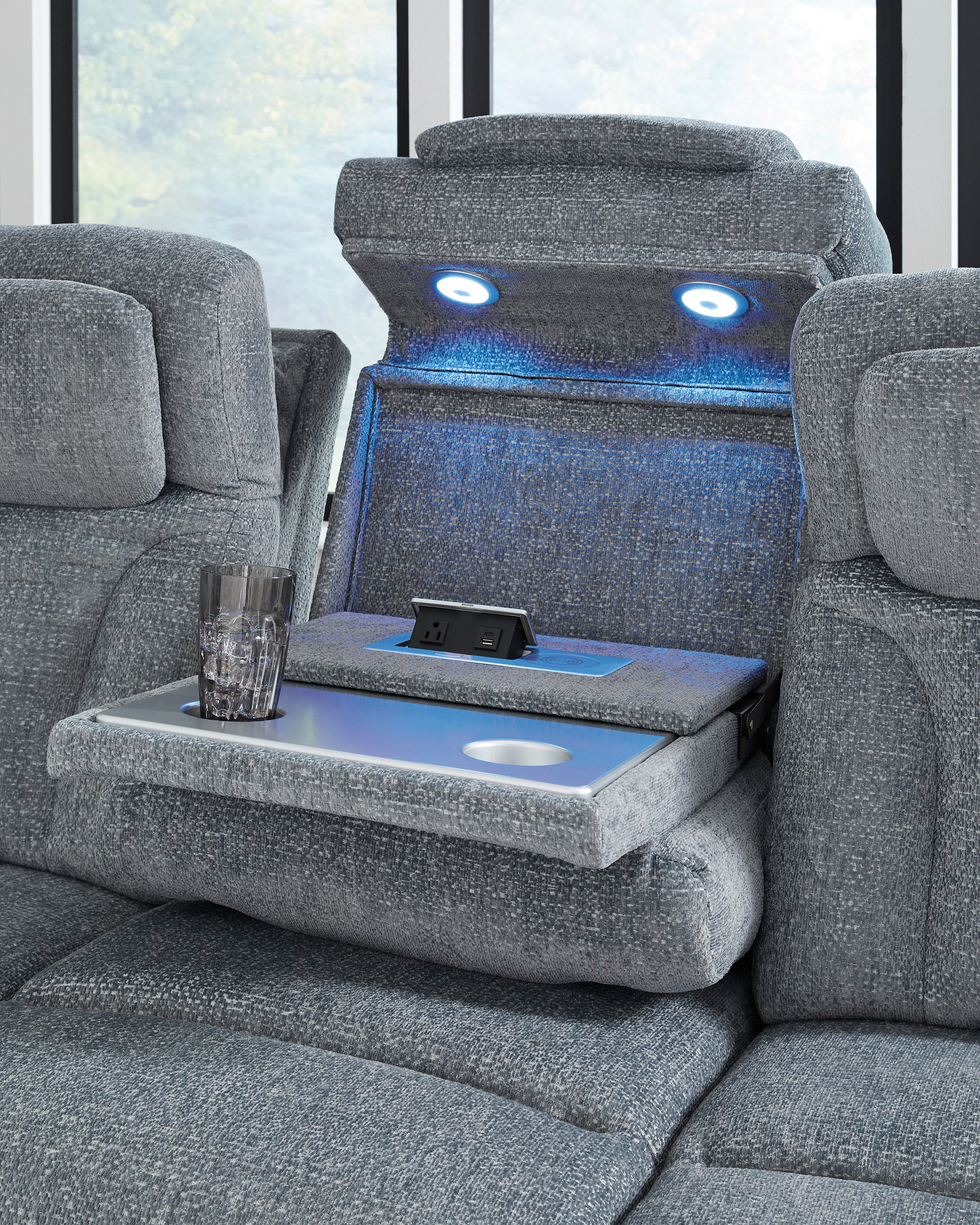 Forest Lake Power Reclining Sofa - Image 8