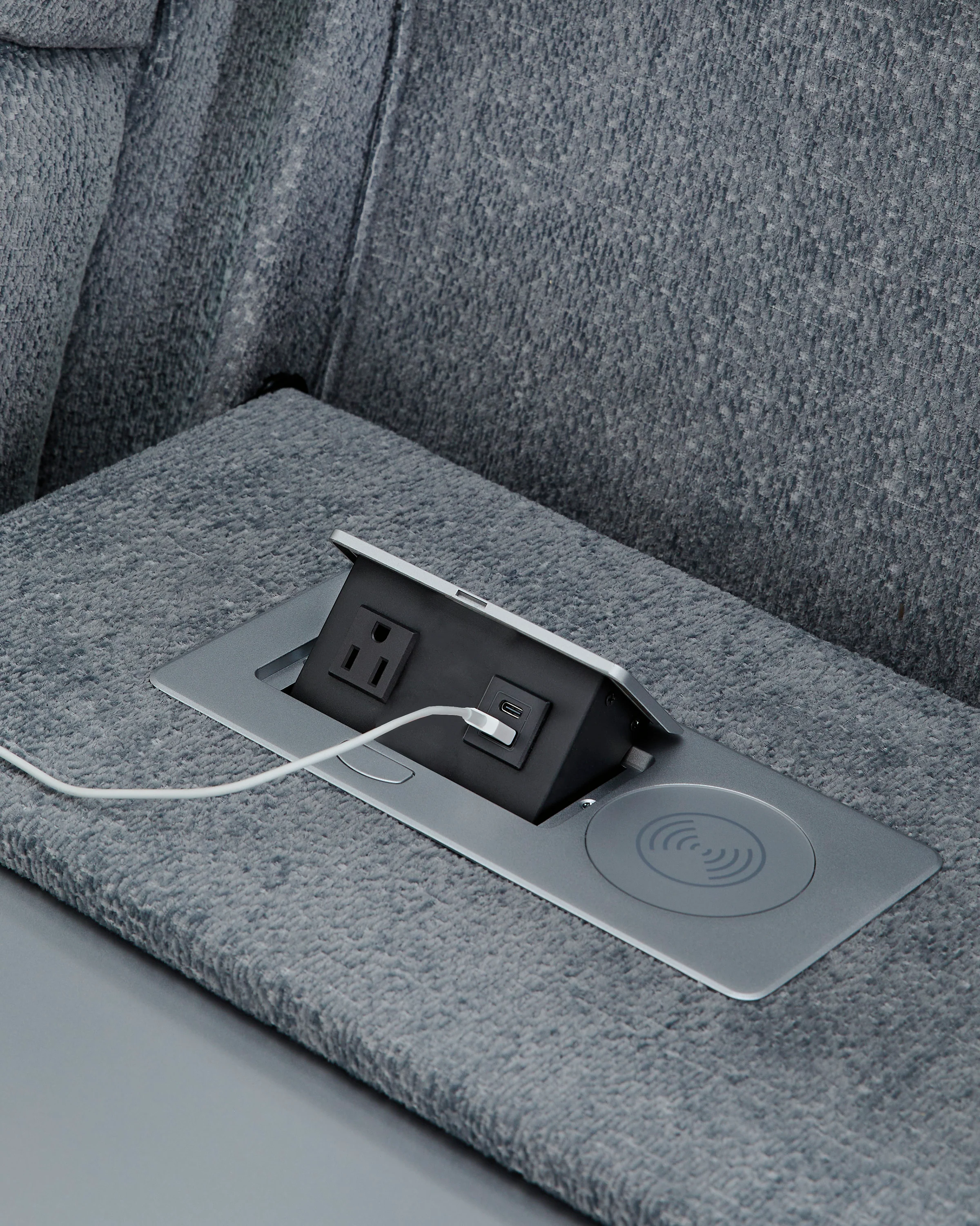 Forest Lake Power Reclining Sofa - Image 9