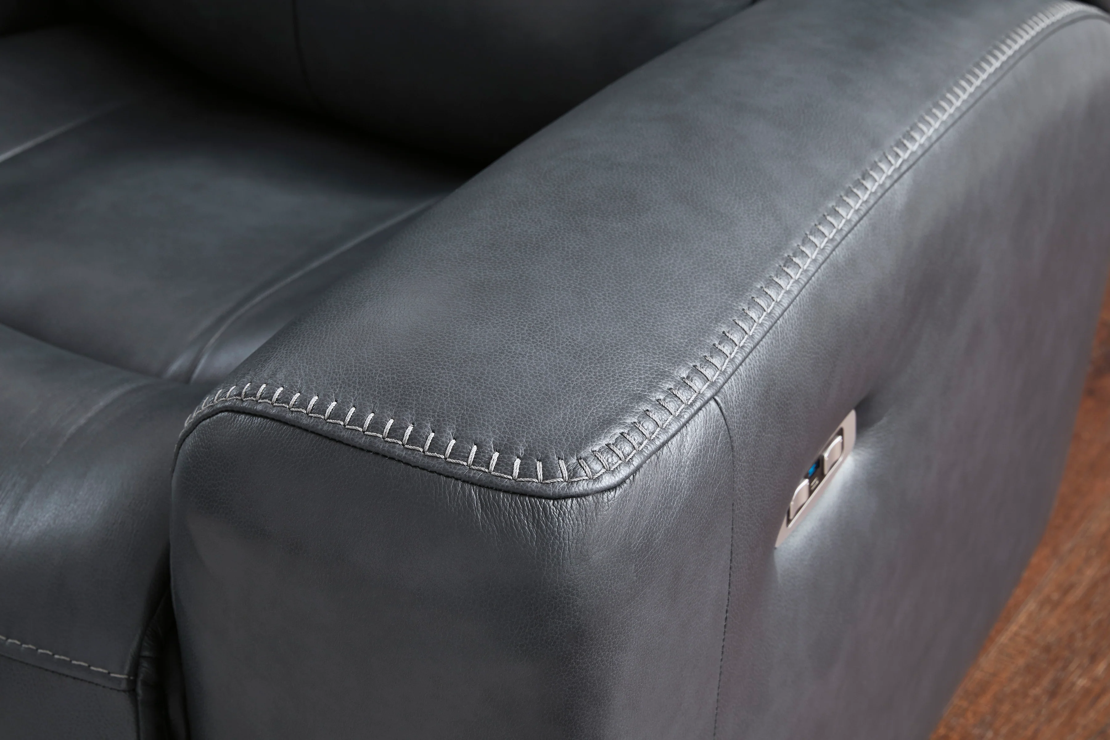 Momentum Moves Leather Power Reclining Sofa with Adjustable Headrest - Image 7