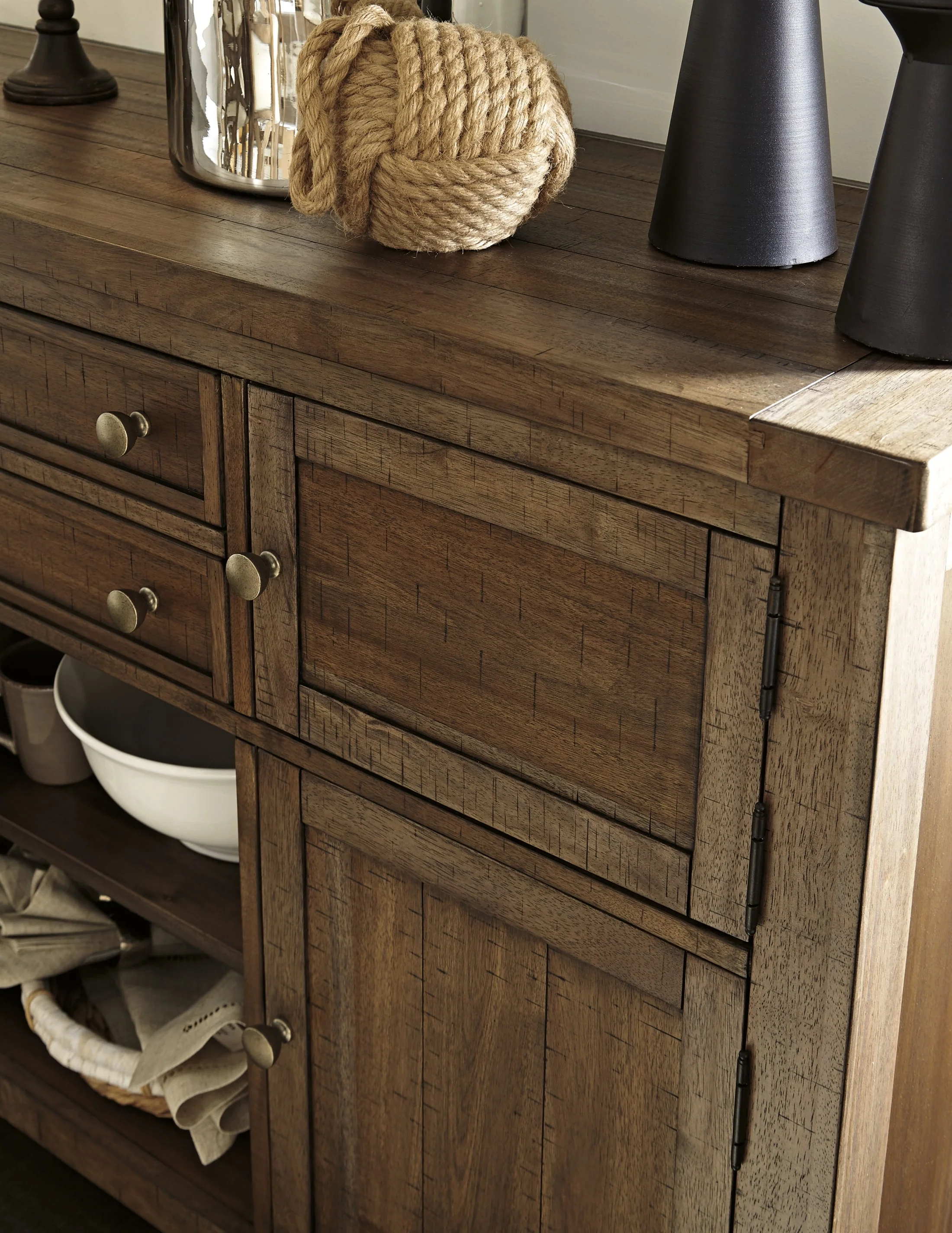 Moriville Dining Server - Image 3