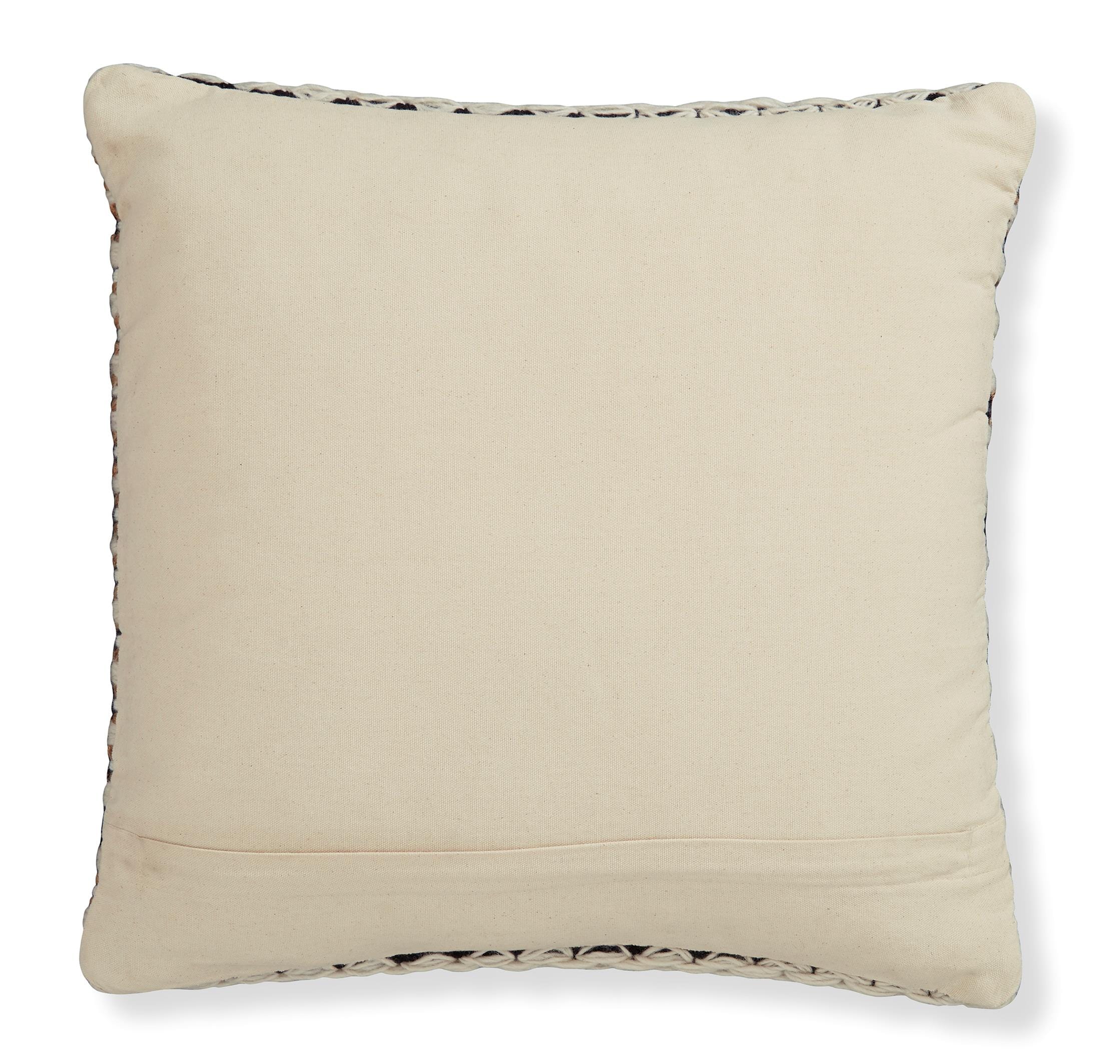 Nealington Pillow - Image 4